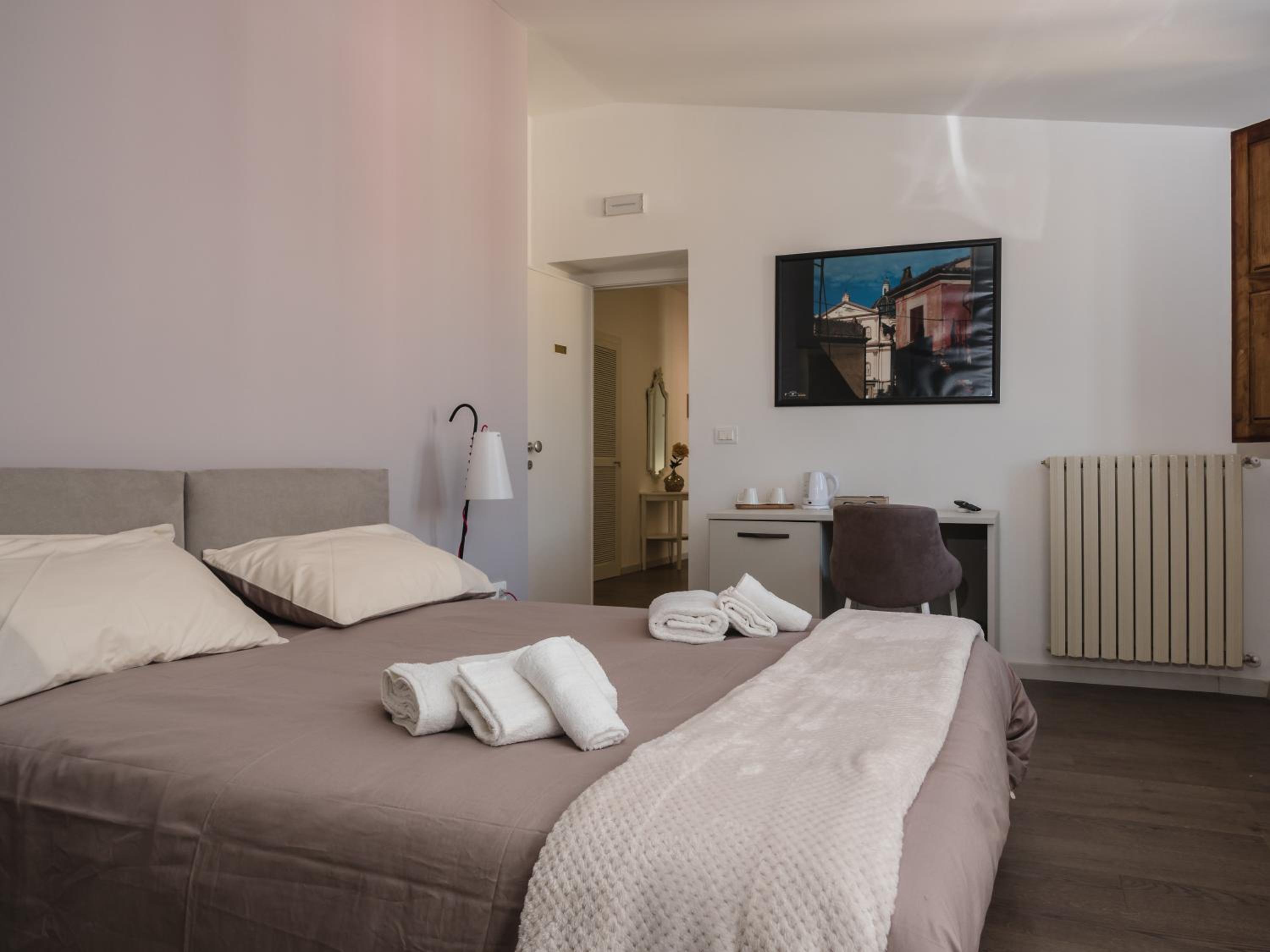 Double Or Twin Room photo 3