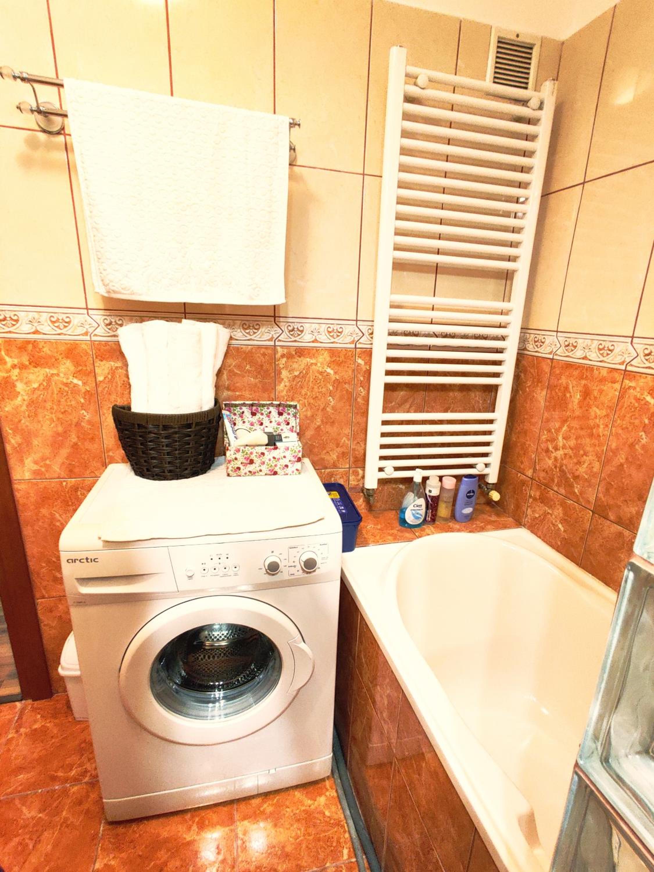 Two-Bedroom Apartment - Photo 17