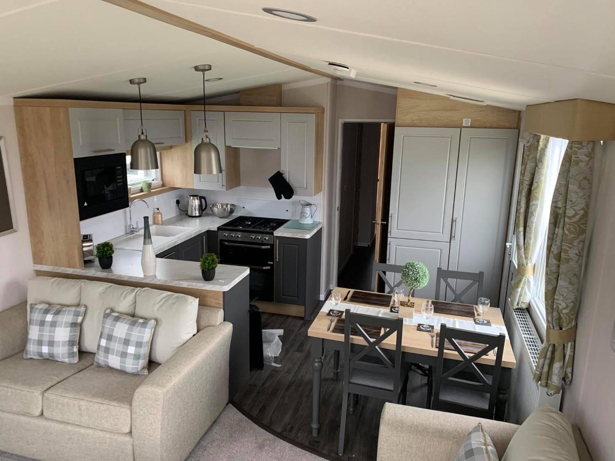 Caravan photo 3