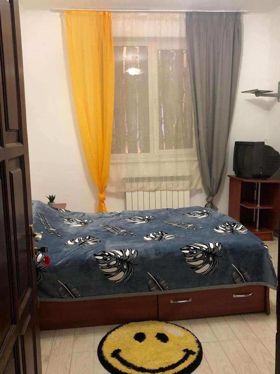 Double Room with Shared Bathroom photo 3