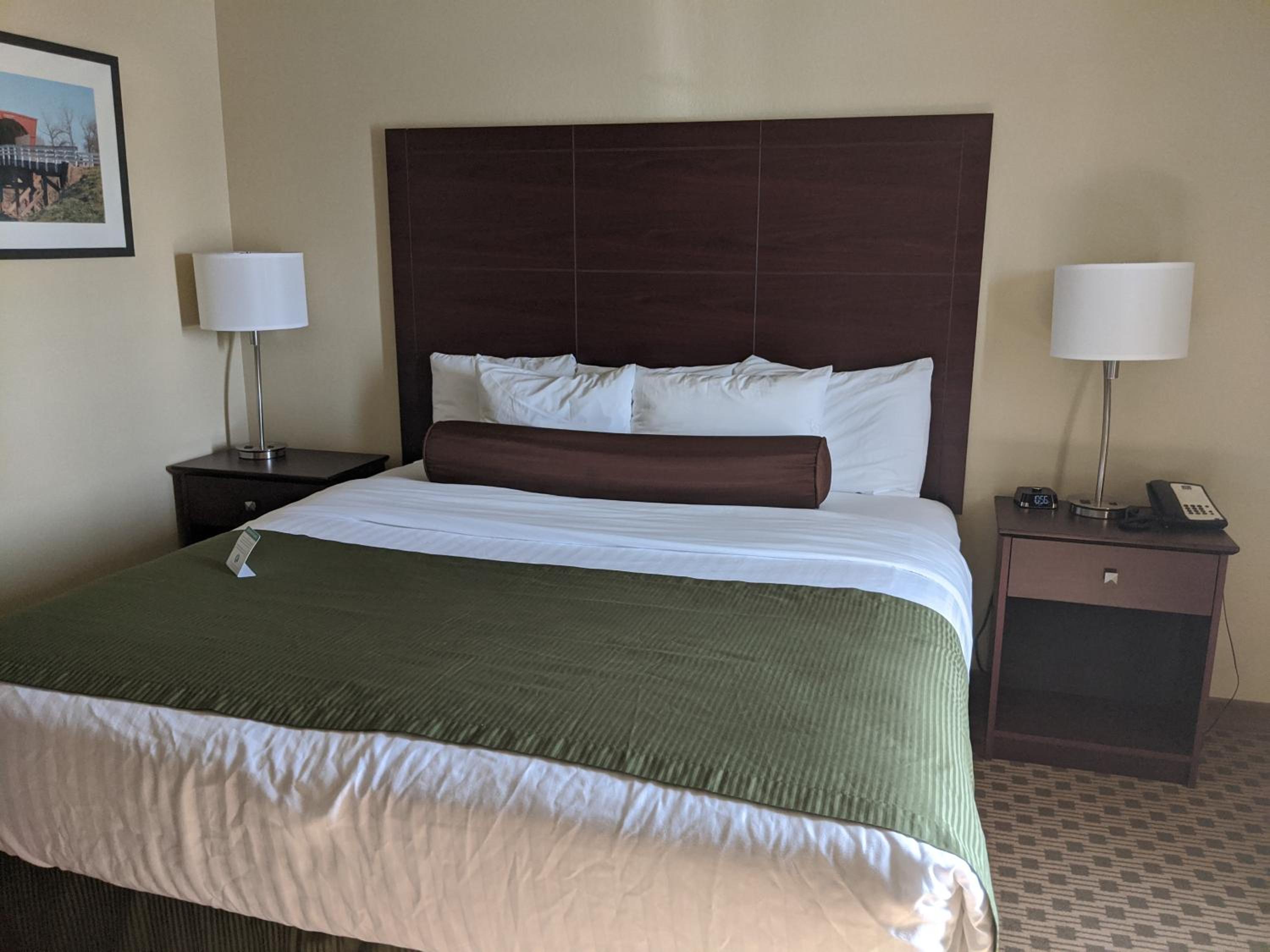 Deluxe King Room photo 3