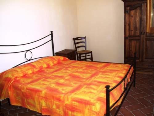Two-Bedroom House - Photo 7