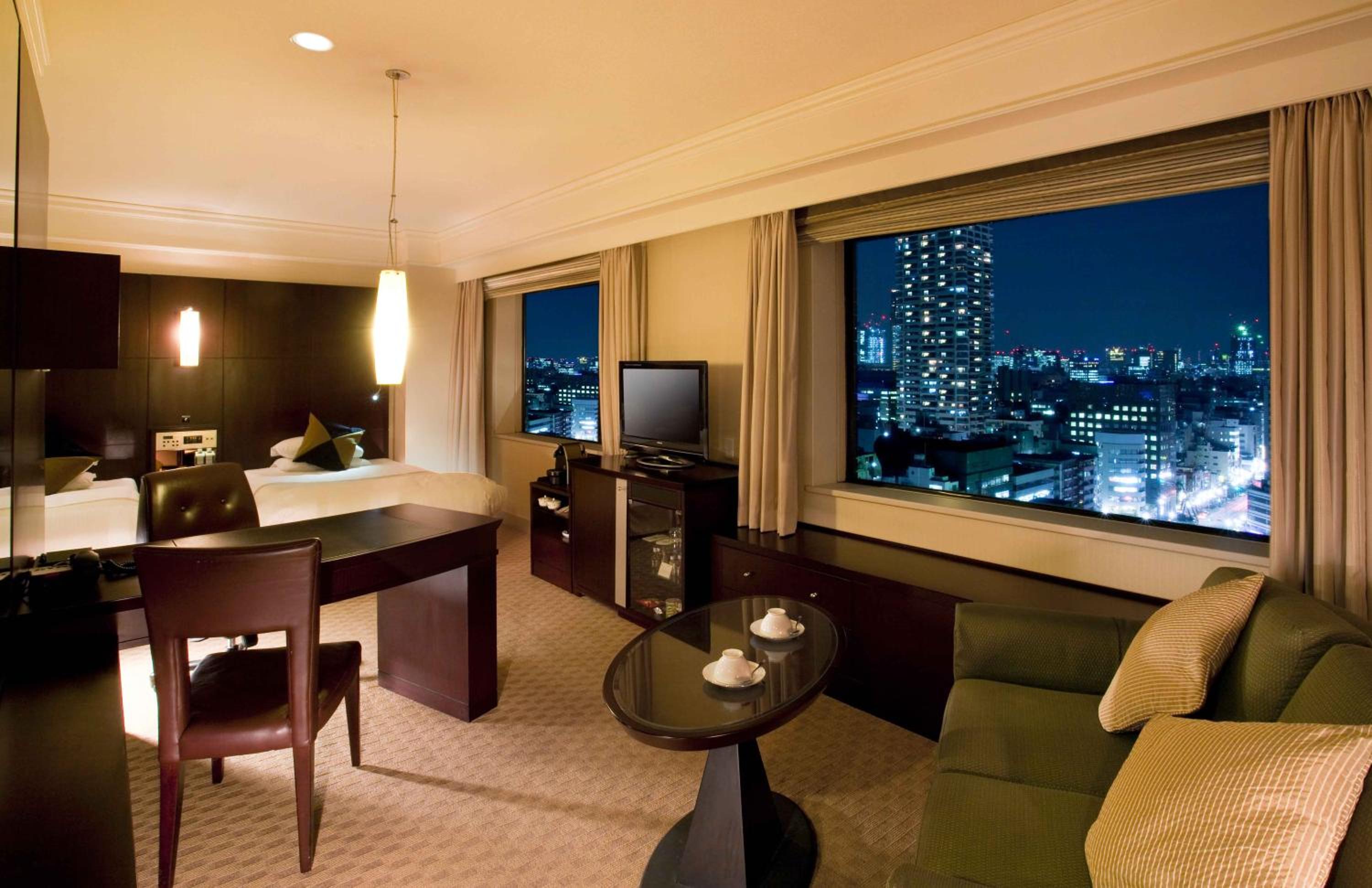 Deluxe Twin Room with Complimentary Breakfast - Executive Floor photo 2