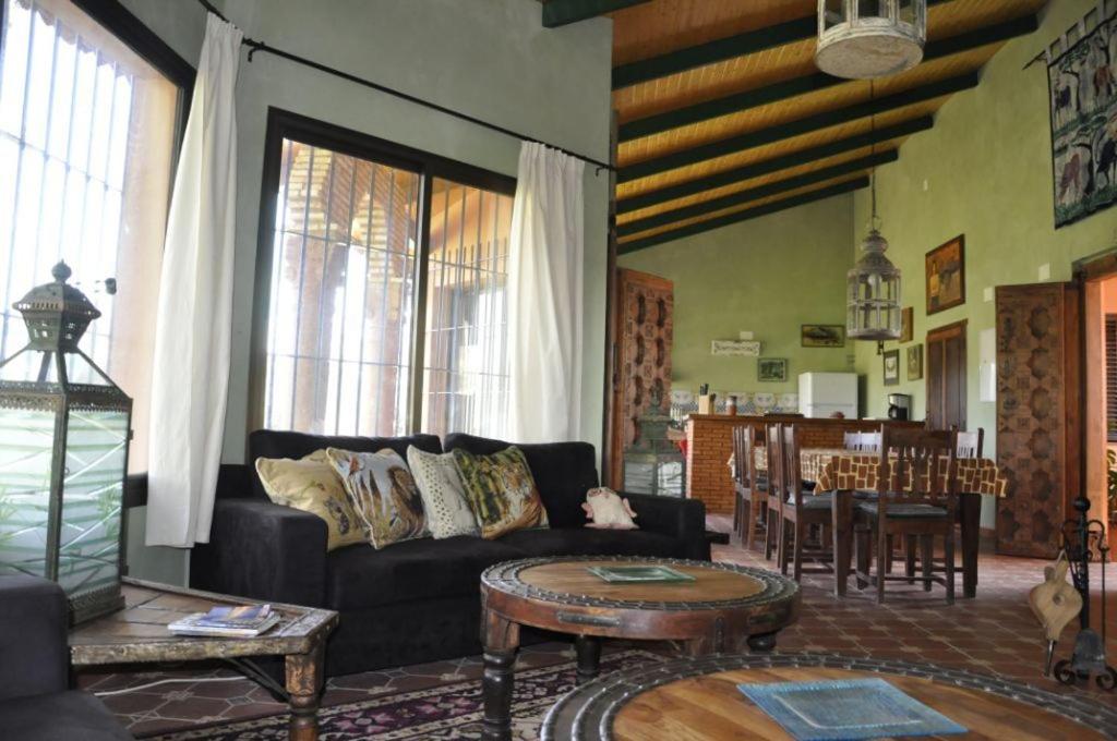 Casa de Seis Habitaciones