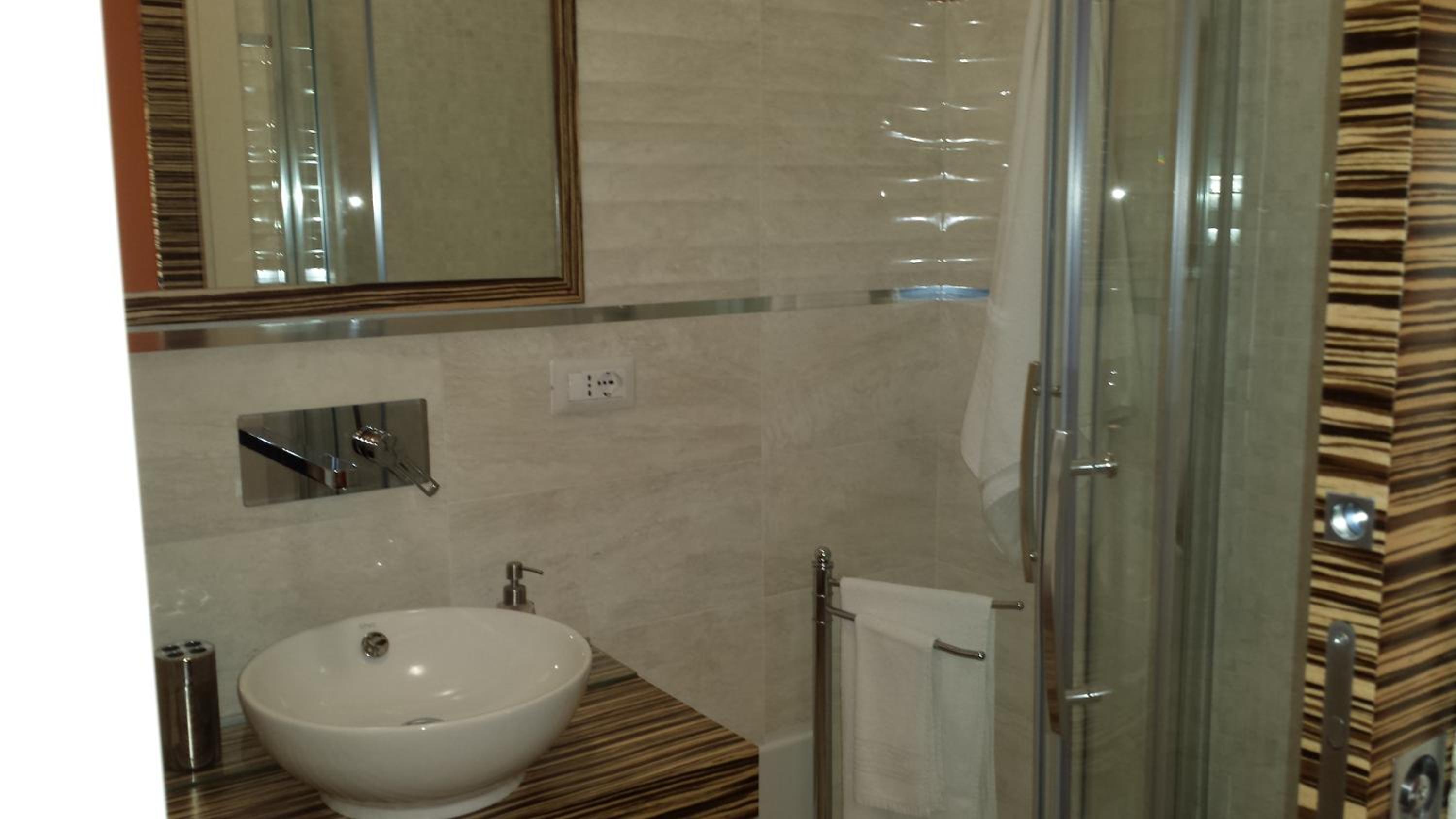 Double Room - Photo 30