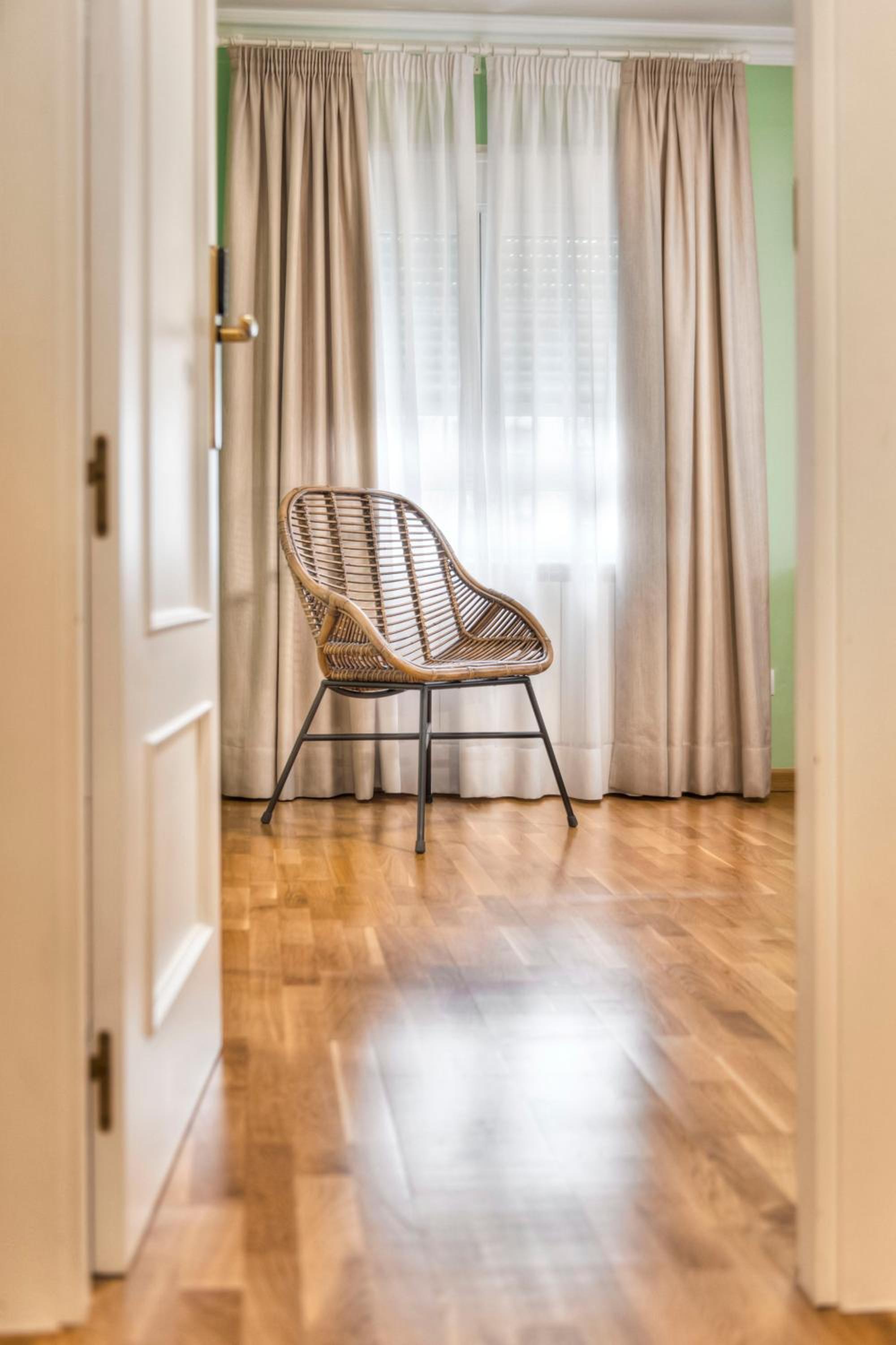 Double Room - Photo 8