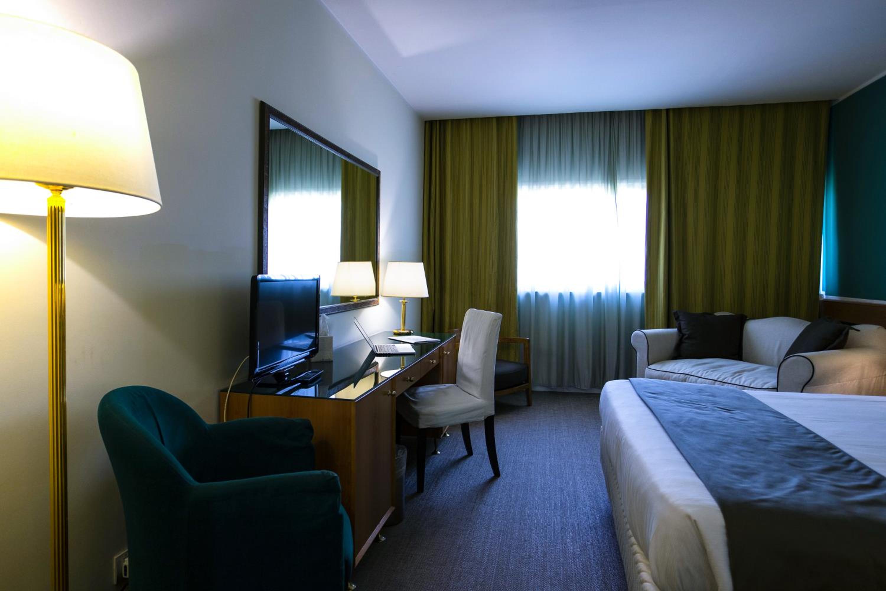 Executive Suite photo 2