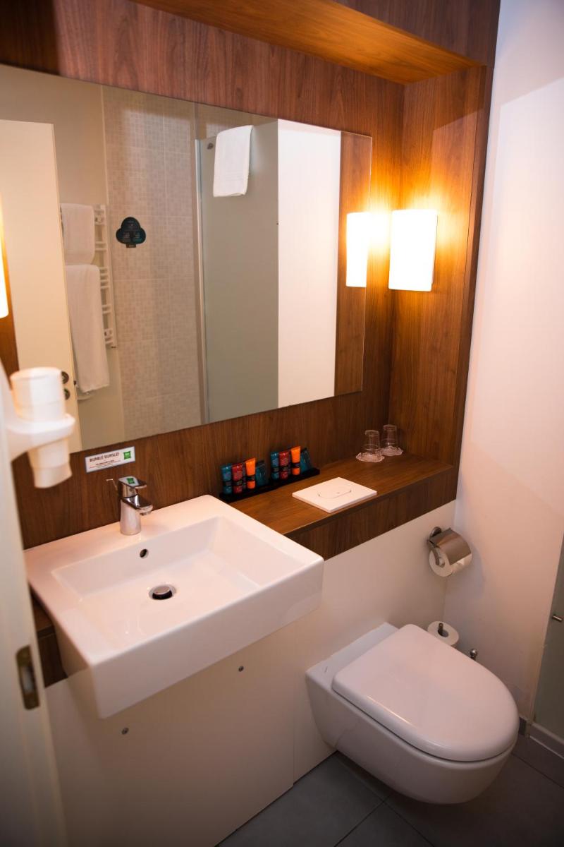Premium Double Room with Forest View photo 3