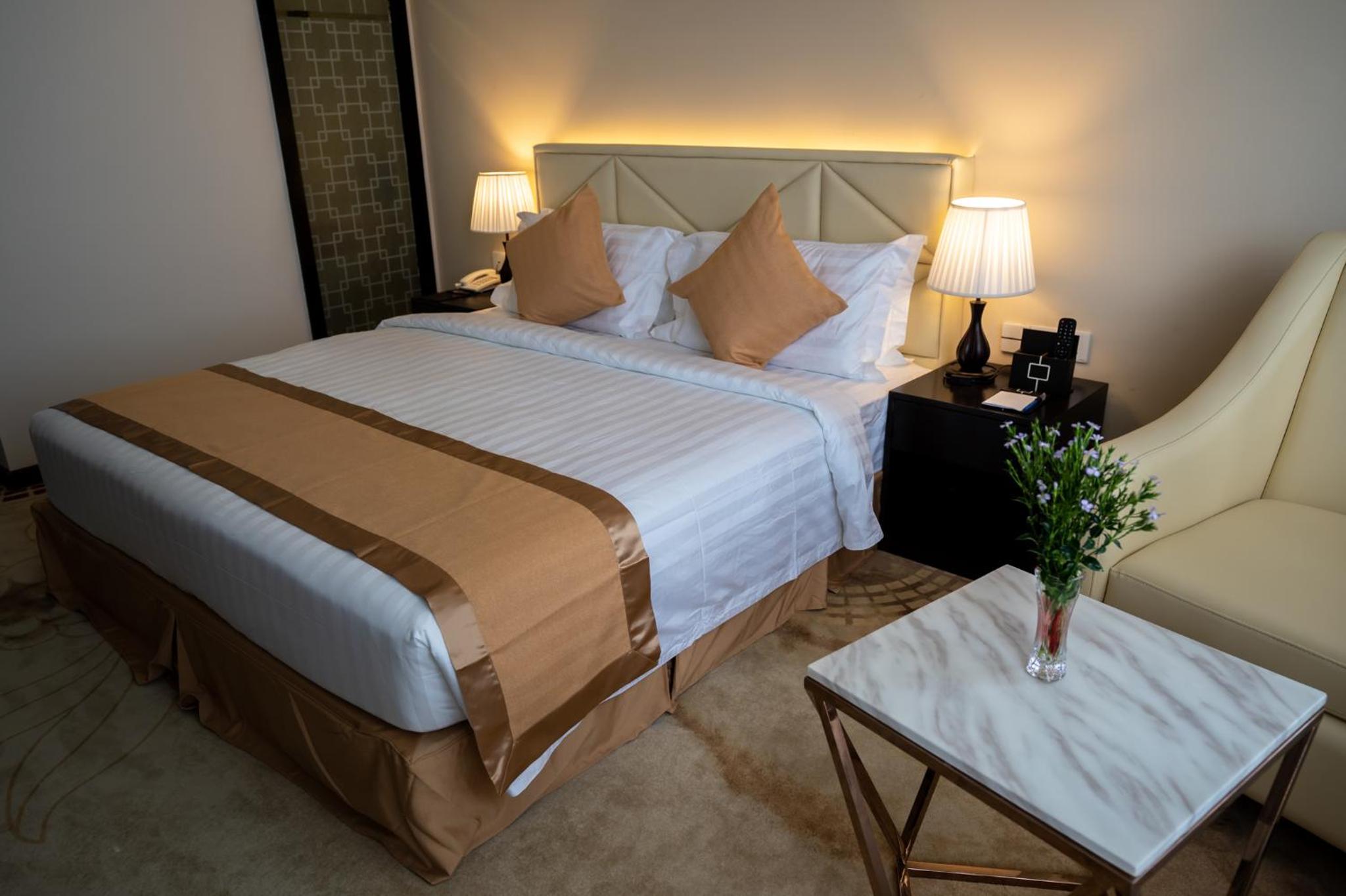 Standard Double Room - Photo 7