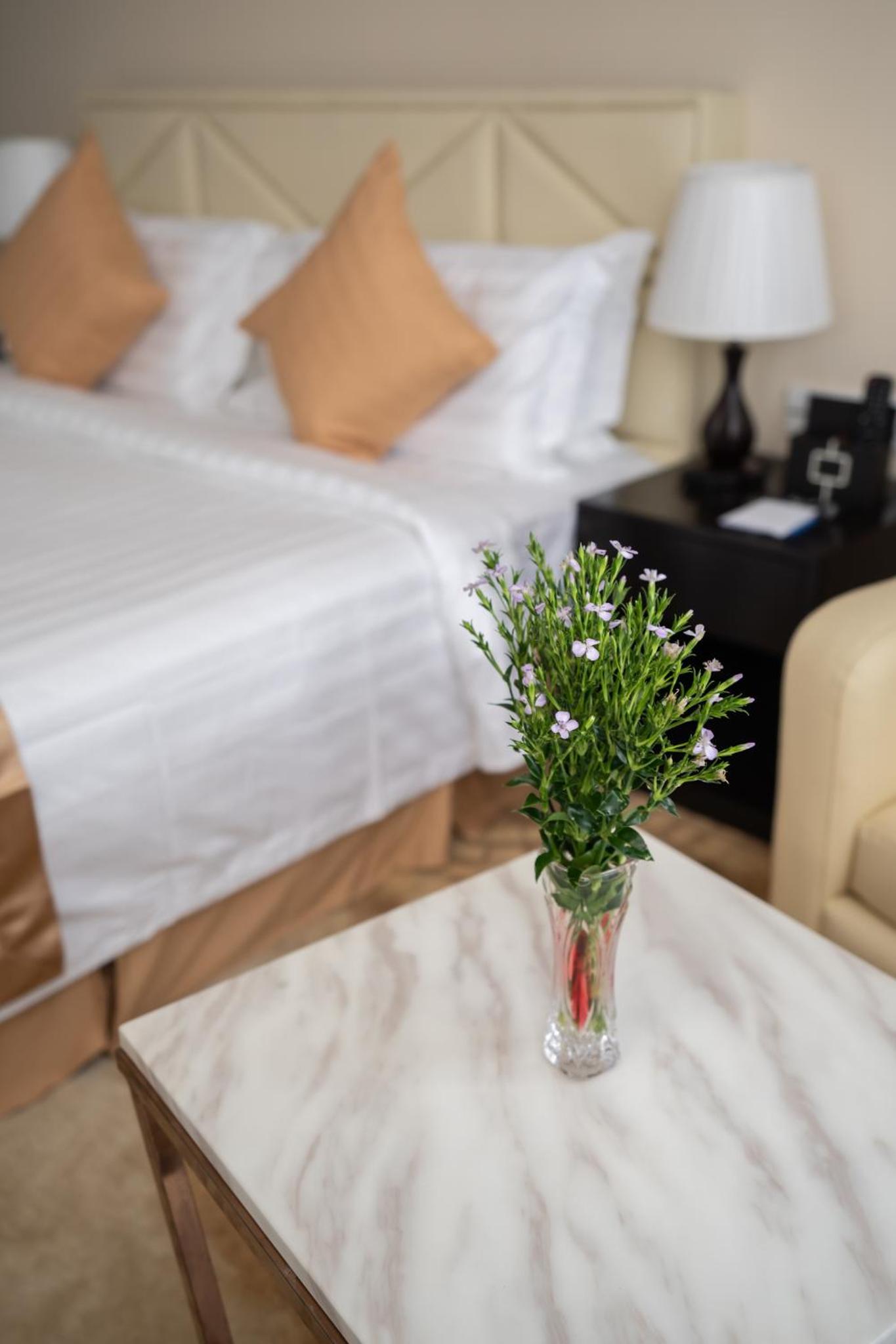 Standard Double Room - Photo 15