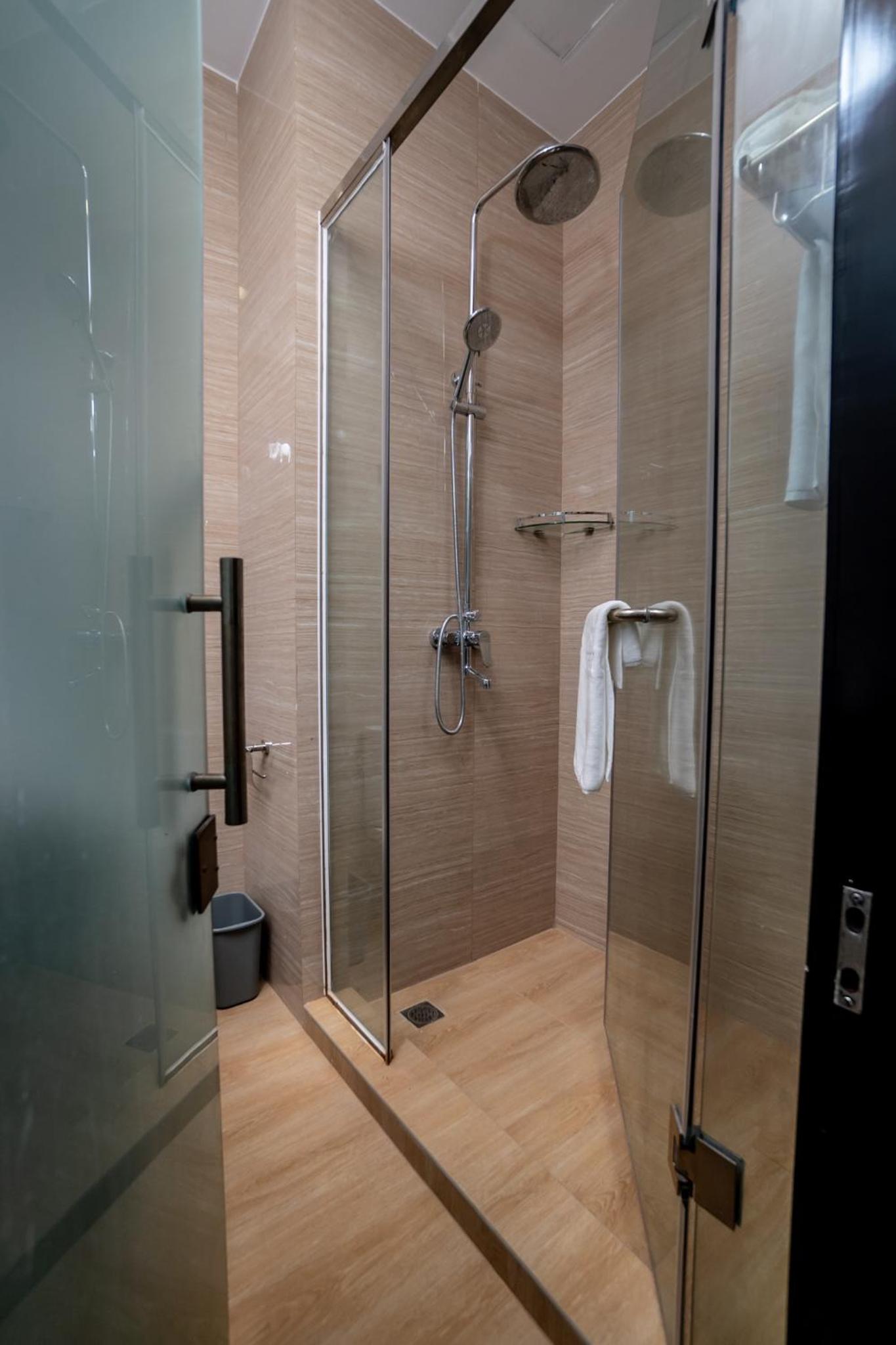 Deluxe Double Room - Photo 6