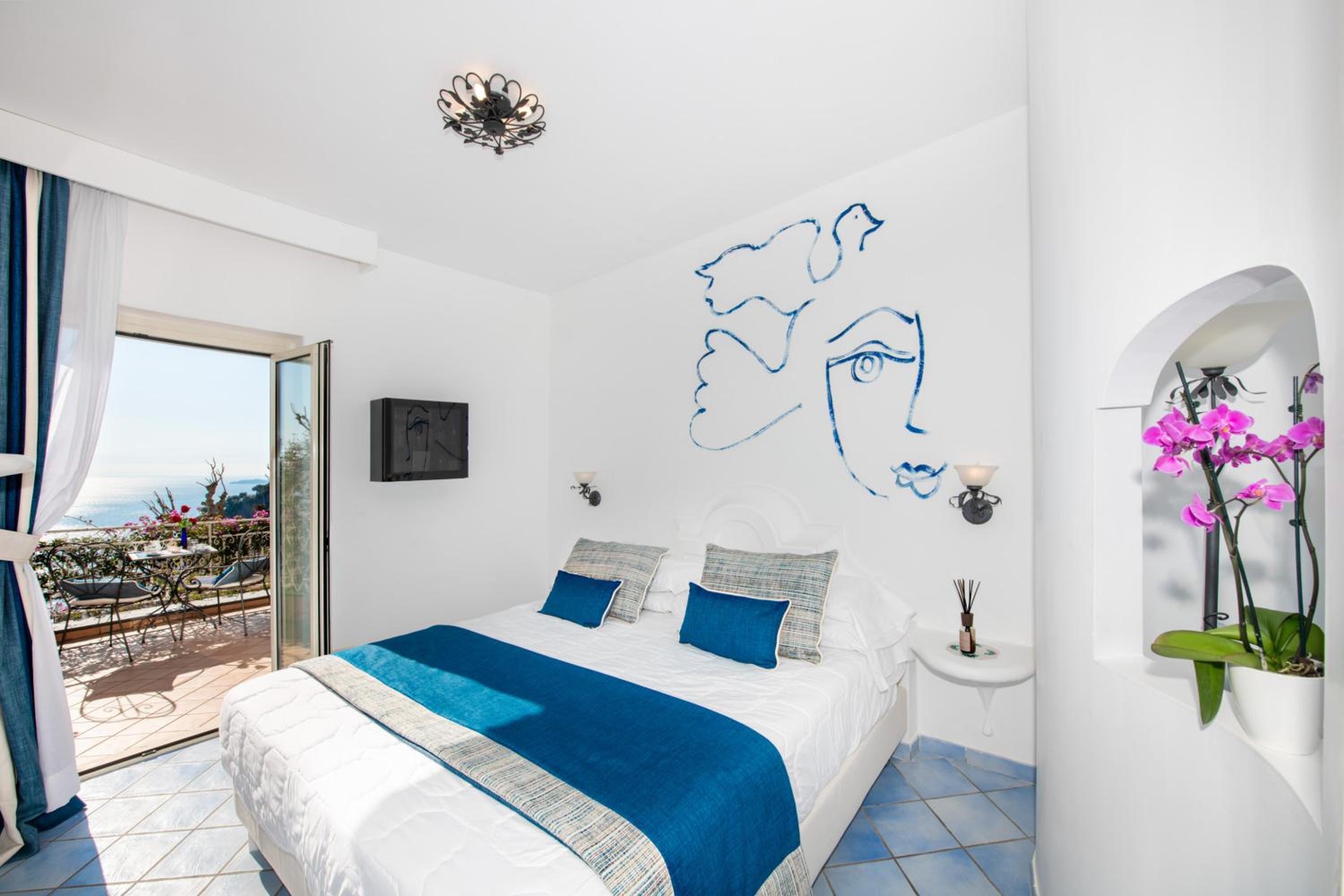 Double Room with Sea View - Photo 4