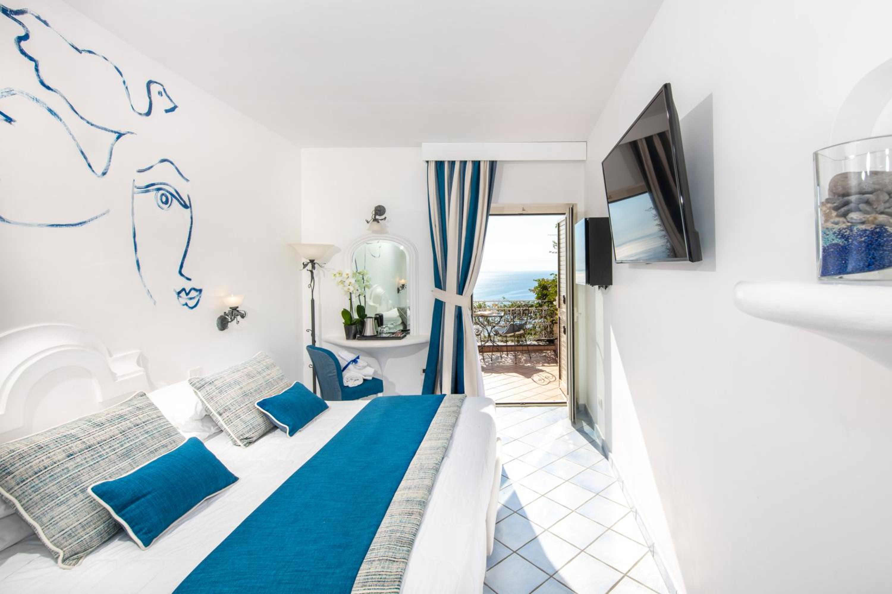 Double Room with Sea View - Photo 6