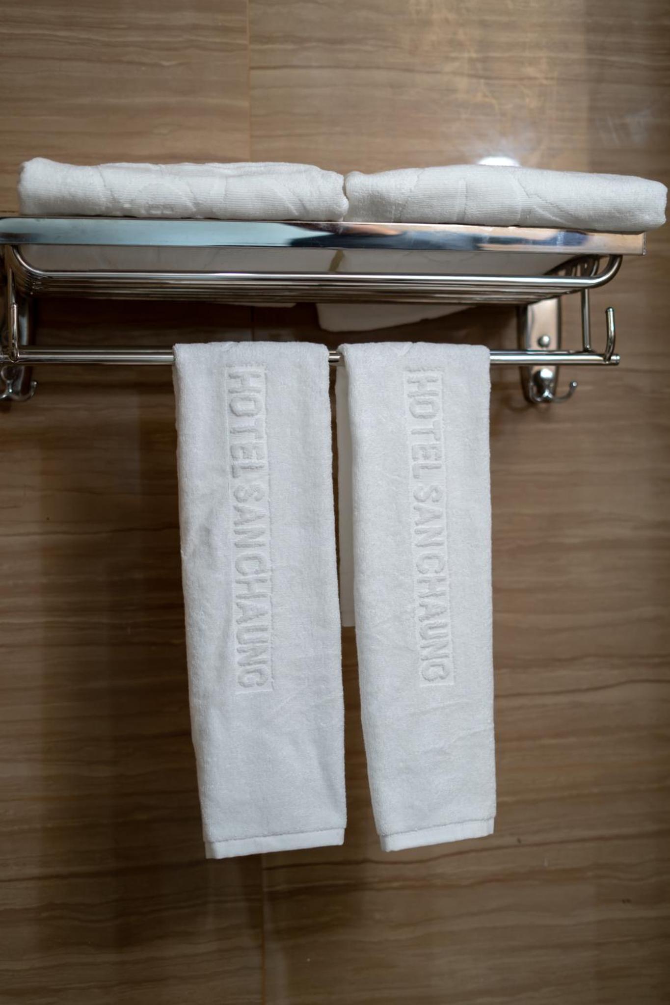 Standard Double Room - Photo 4