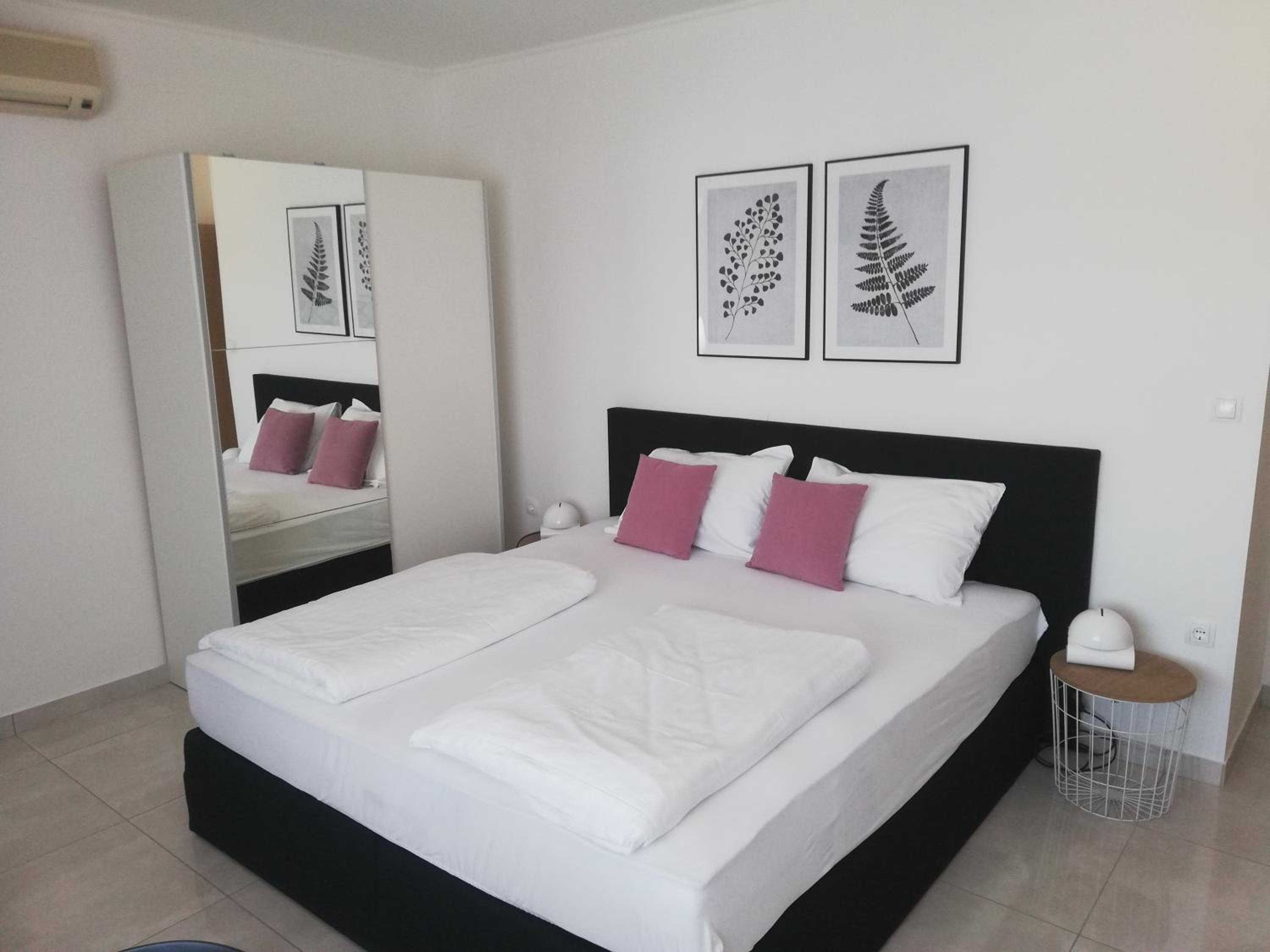 Apartment with Sea View - Photo 1