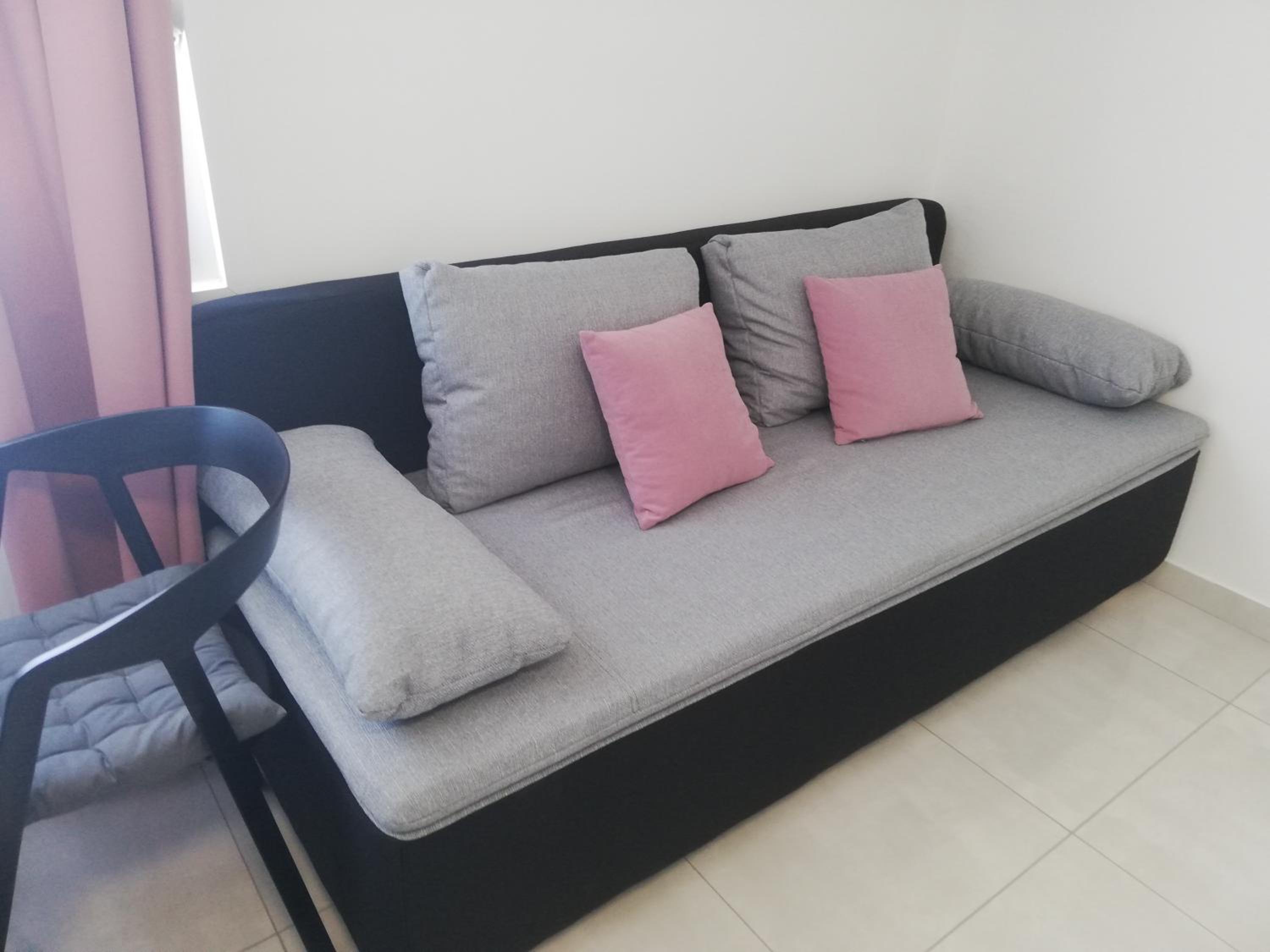 Apartment with Sea View - Photo 8