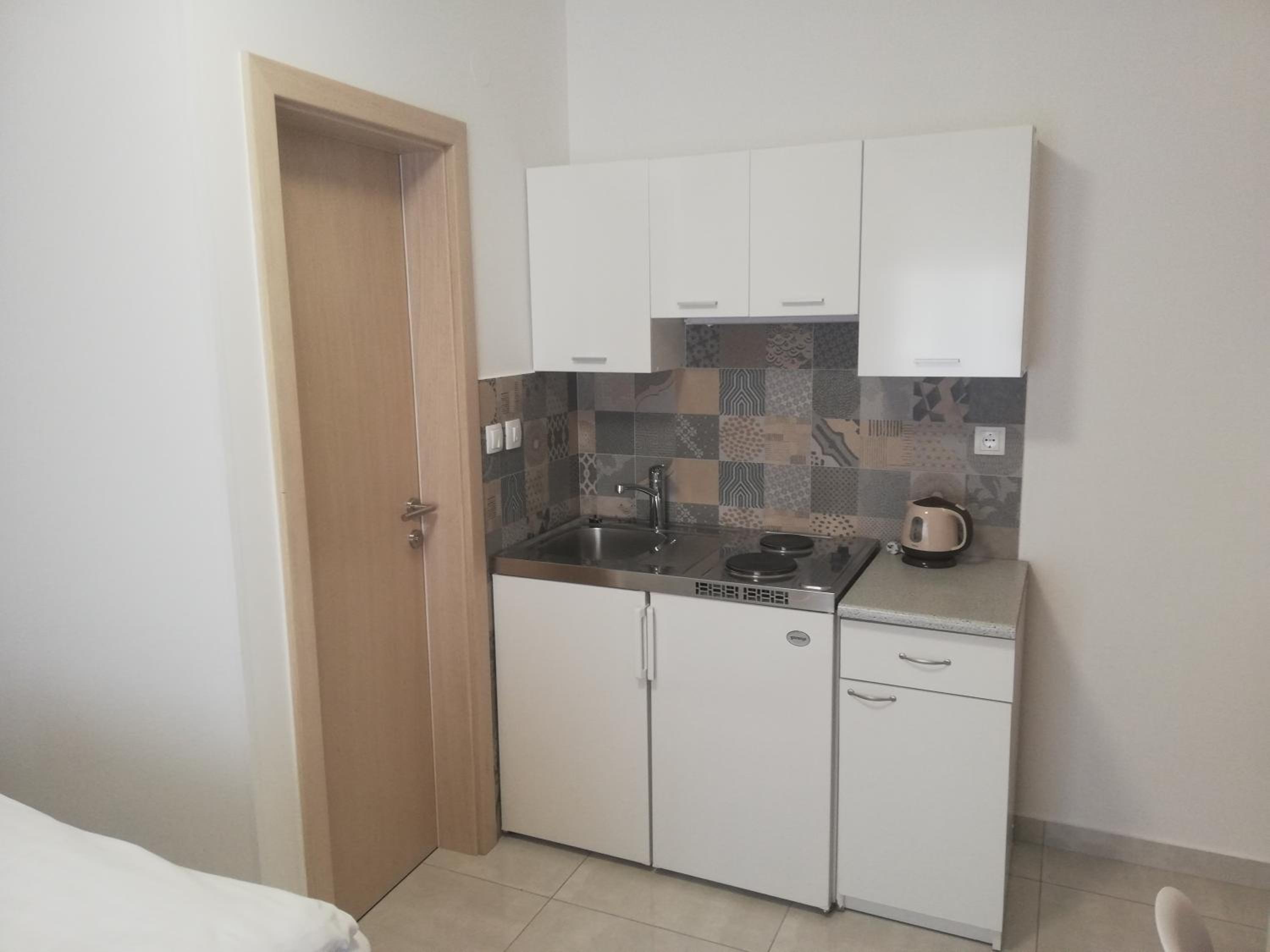 Apartment with Garden View - Photo 7