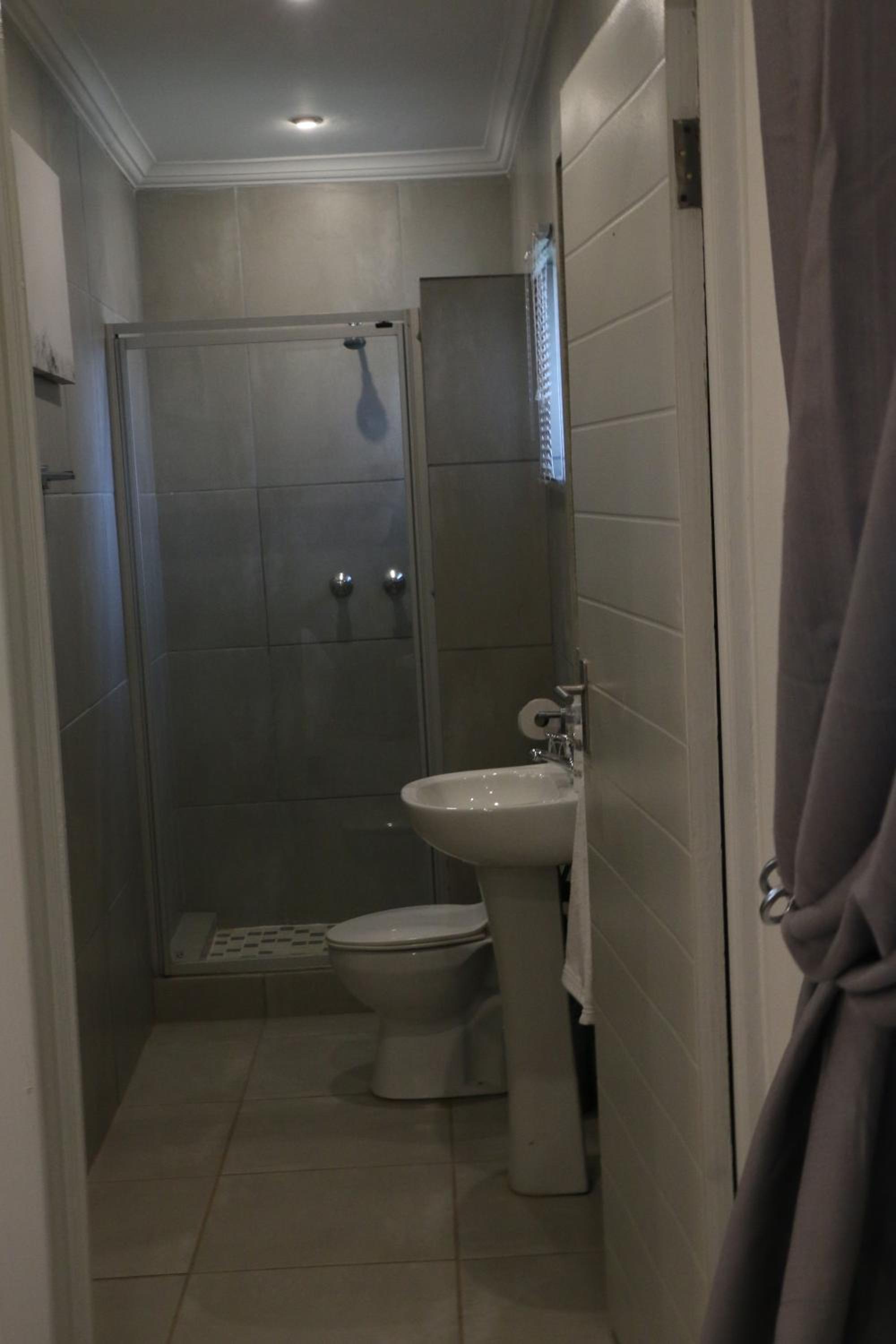 Apartment - Photo 8