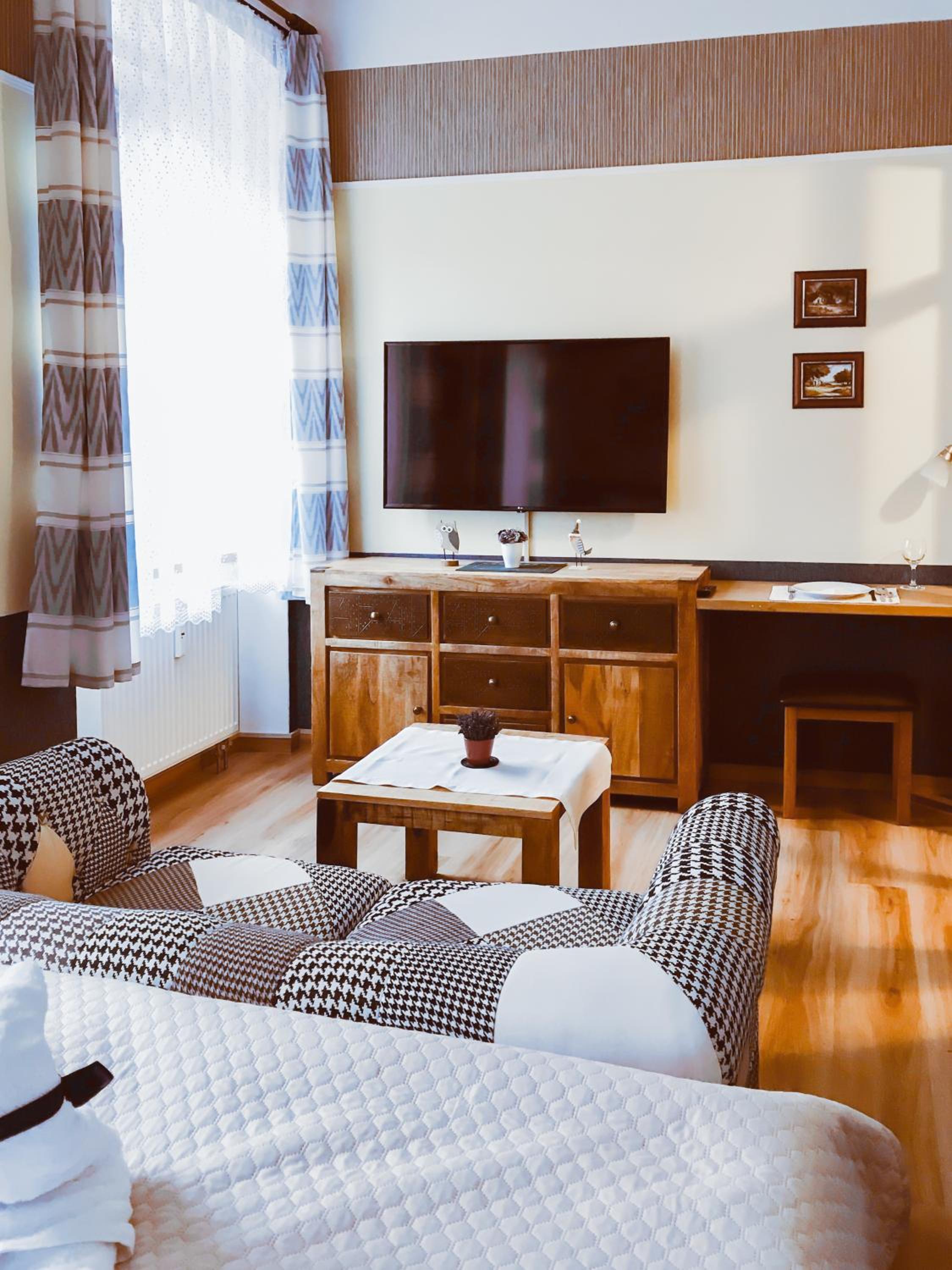 Apartment - Photo 2