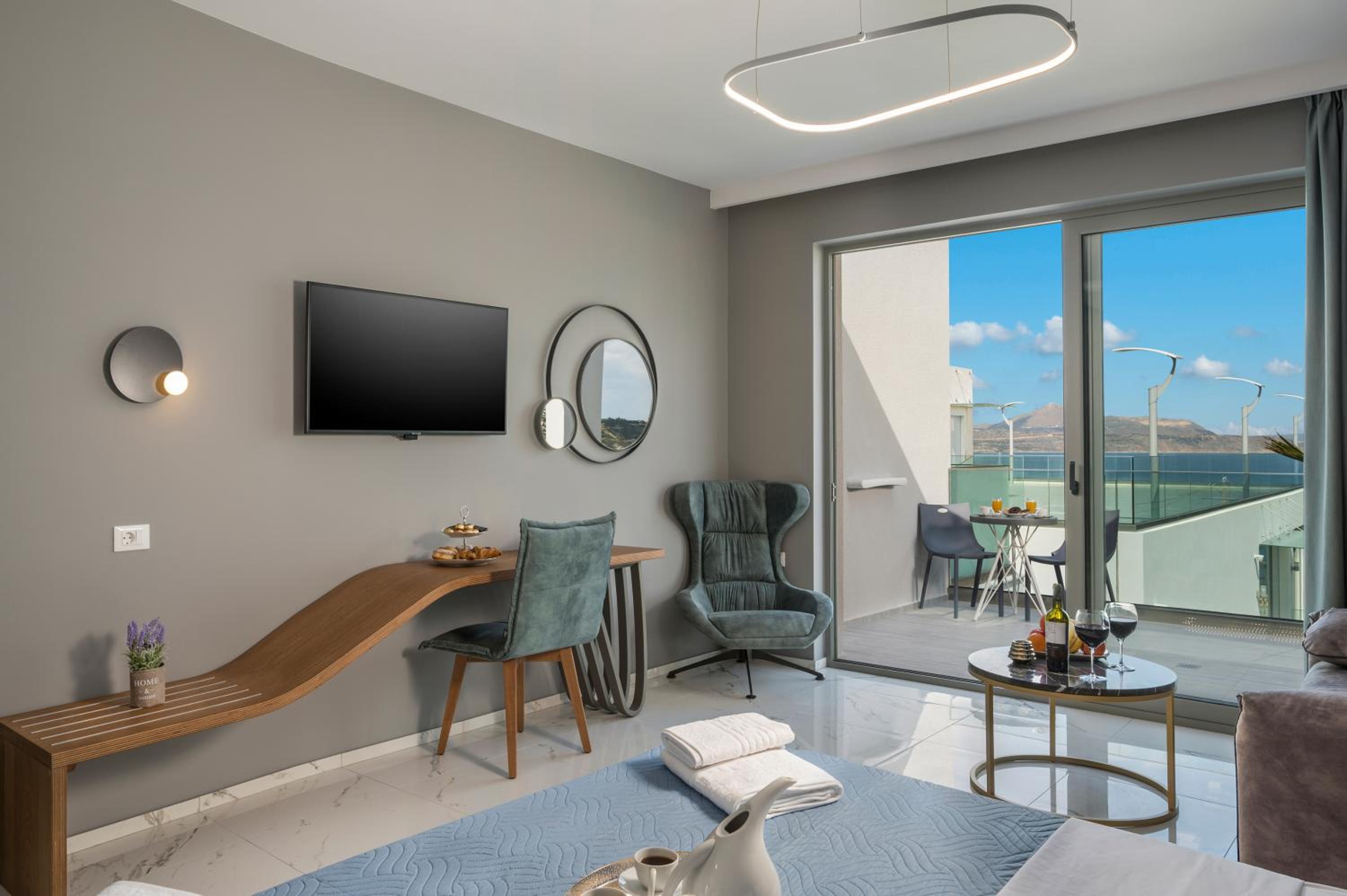 Studio with Sea View