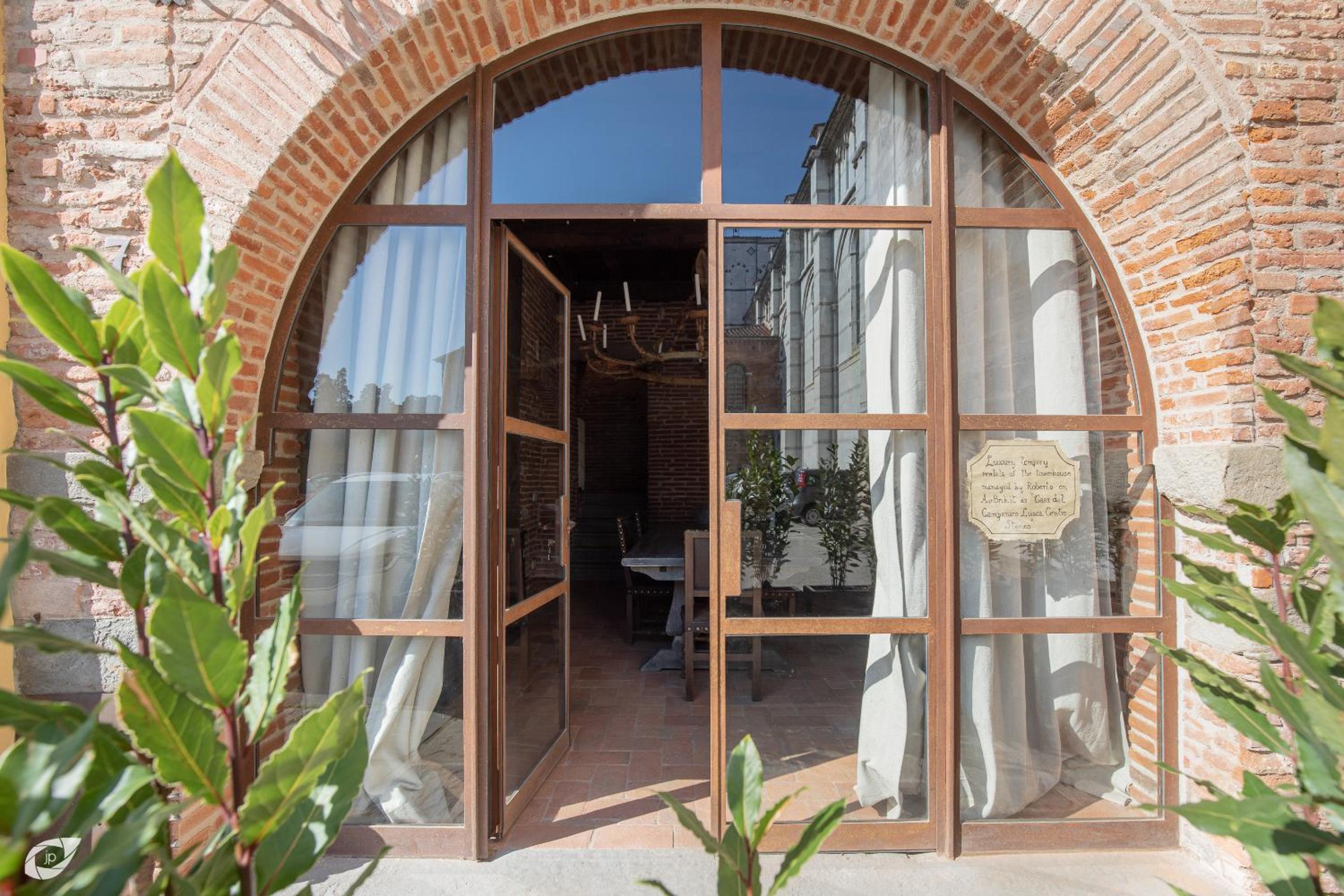 Three-Bedroom House - Photo 19
