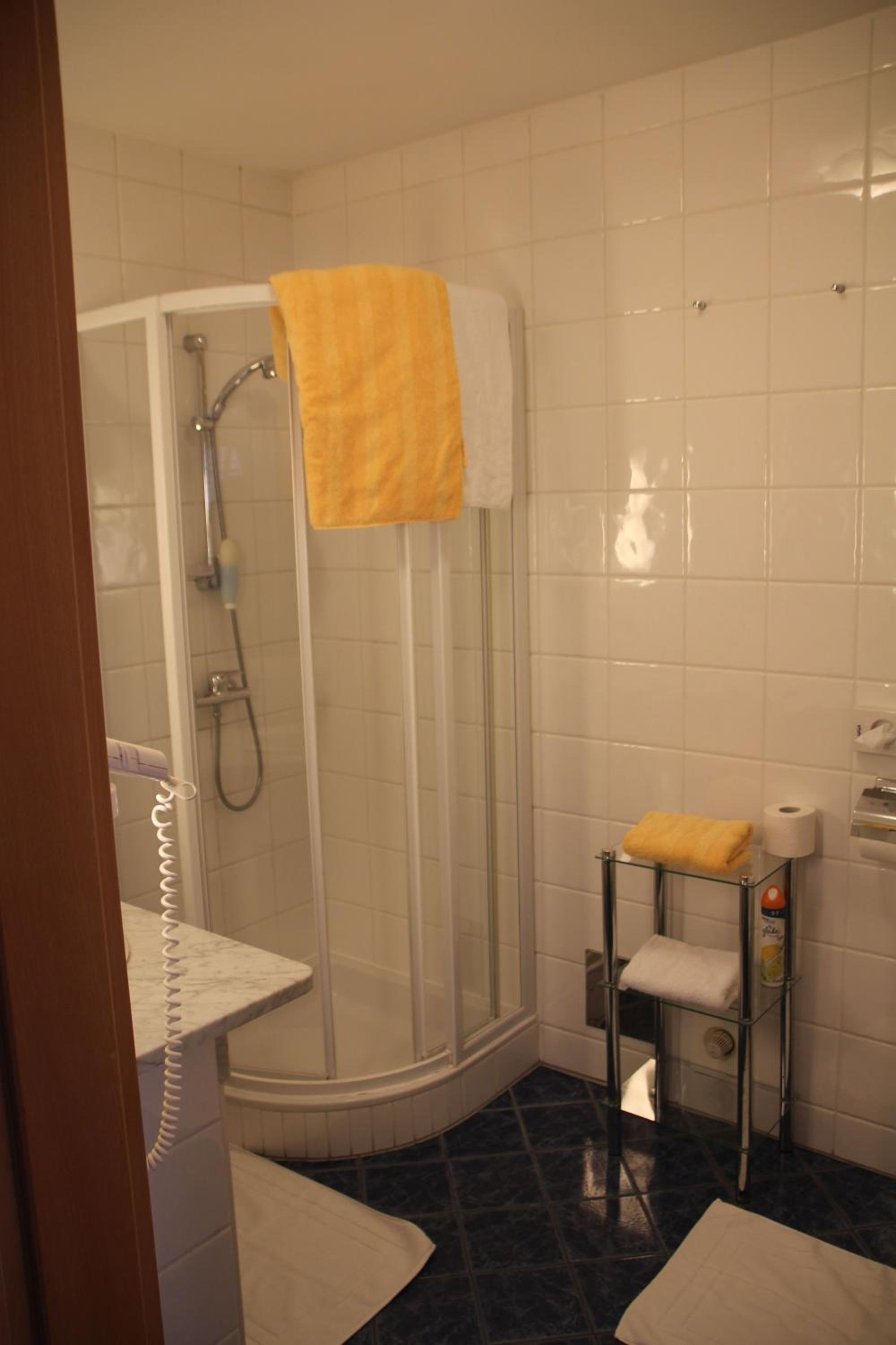 Double Room - Photo 3