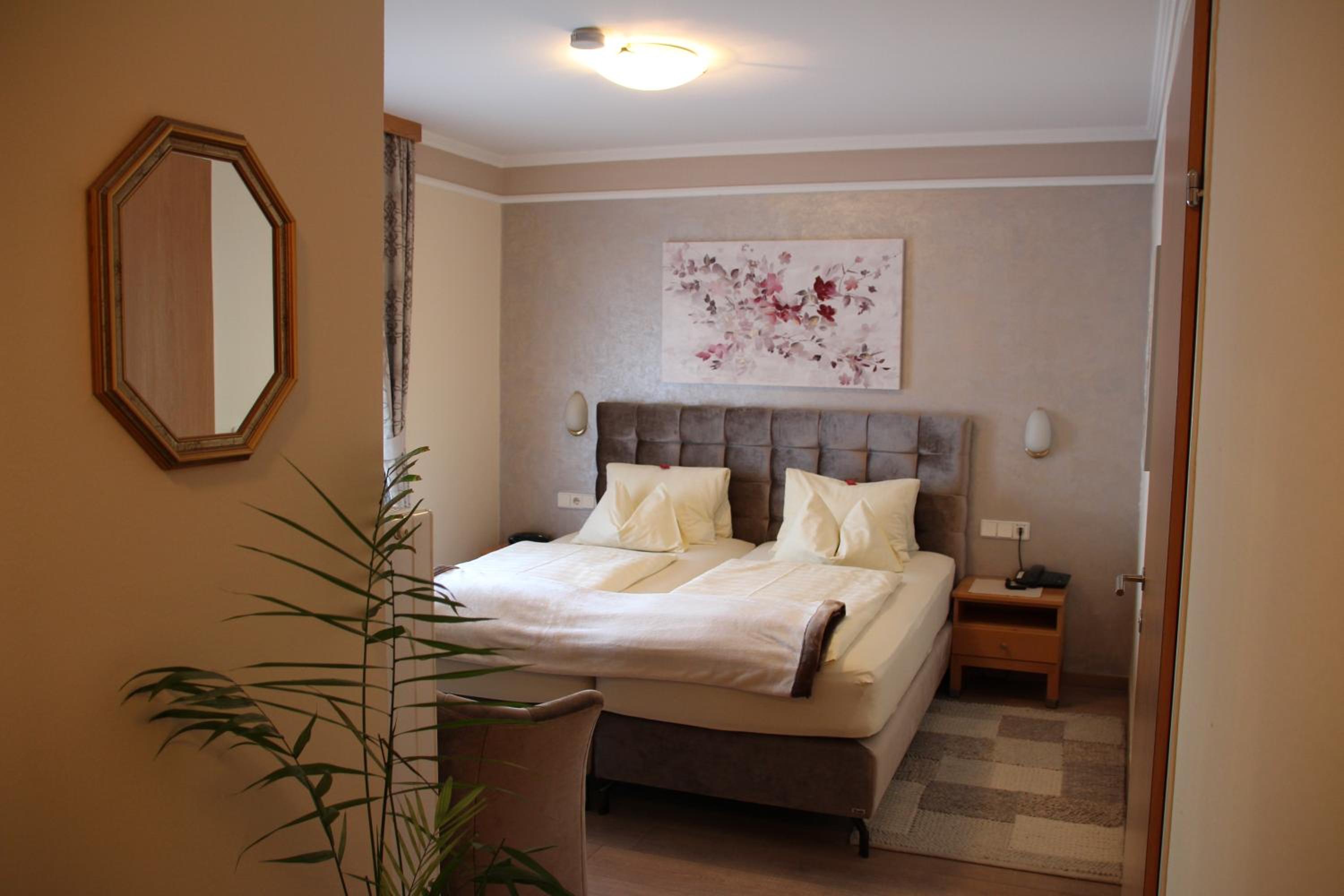 Double Room - Photo 2