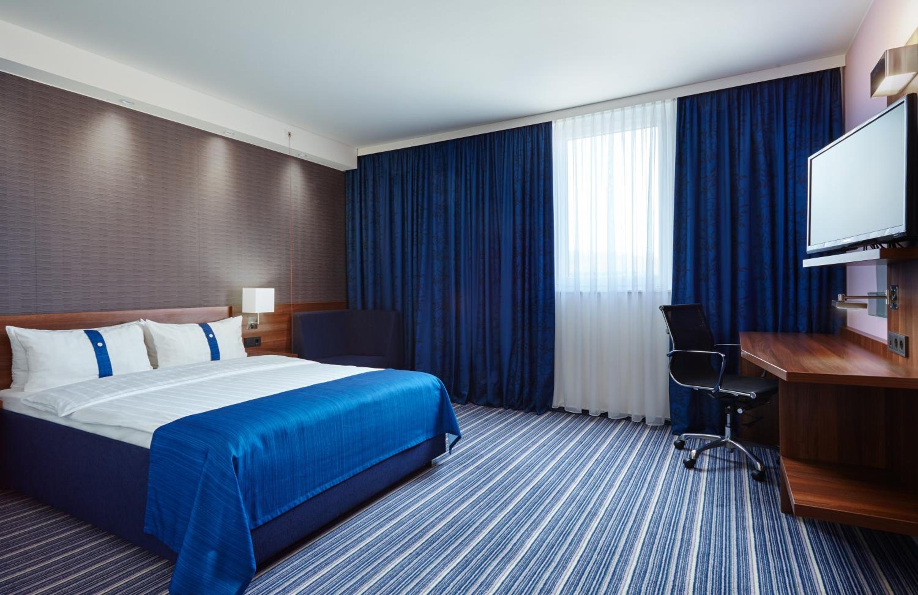 Standard Double Room - Disability Access photo 2