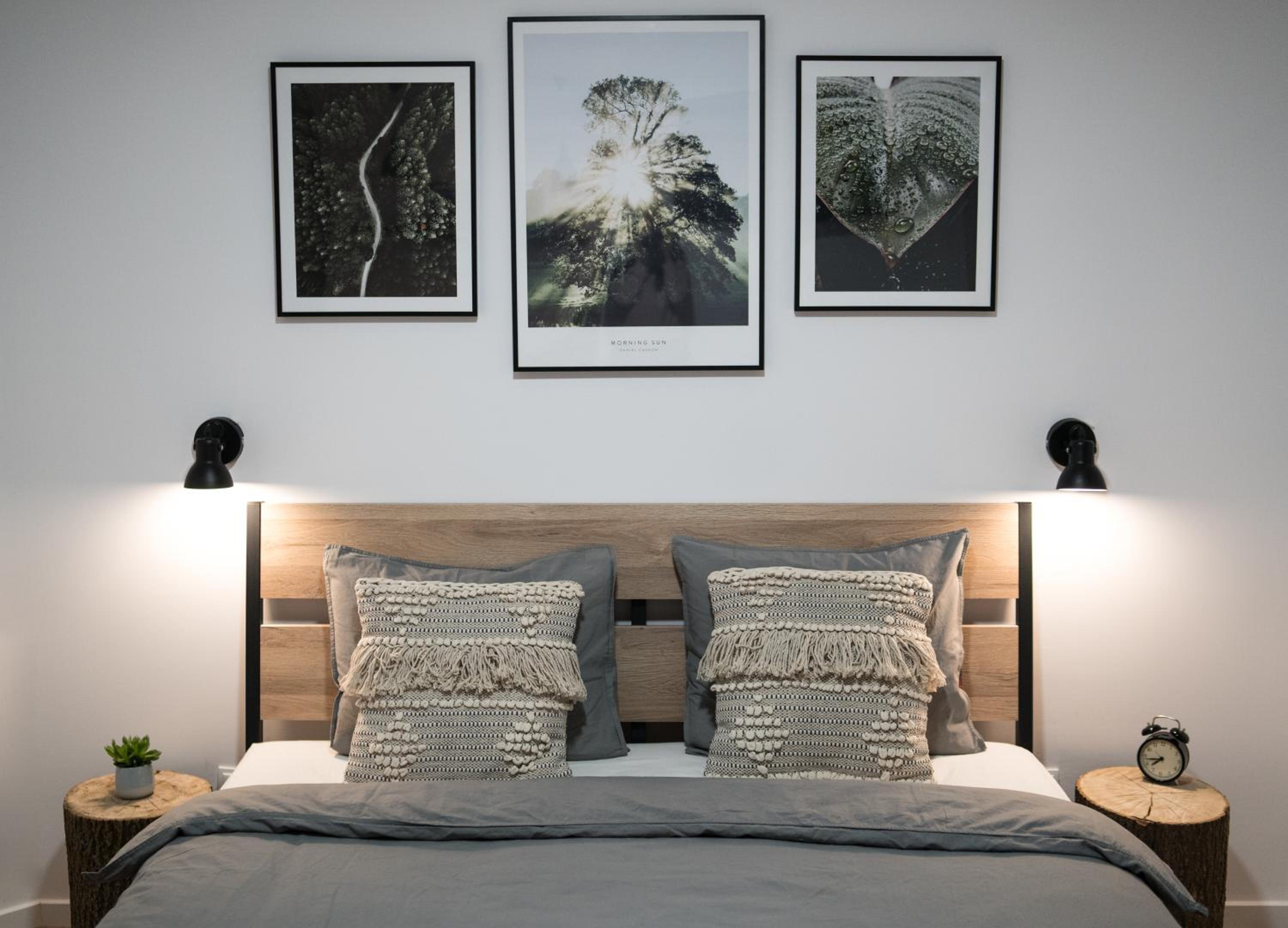 One-Bedroom Apartment - Photo 9