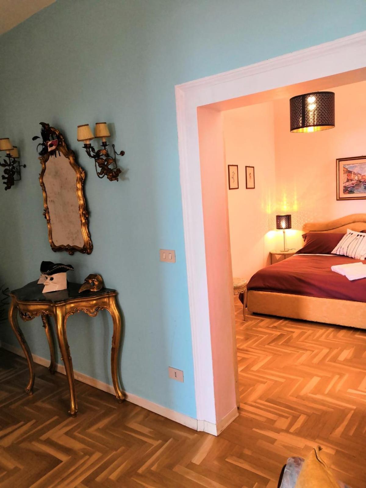Two-Bedroom Apartment with View photo 3
