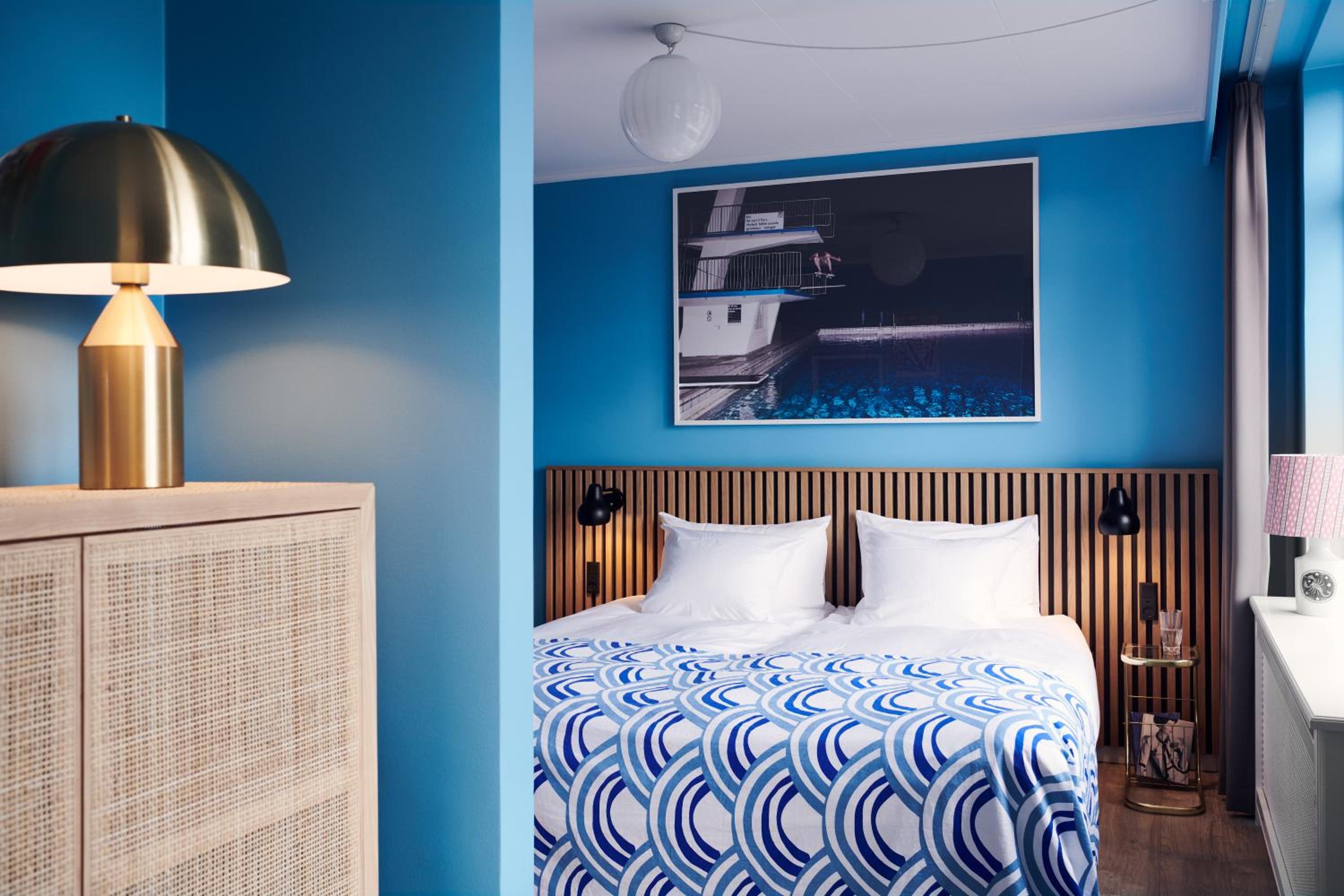 Double Room thumbnail 5