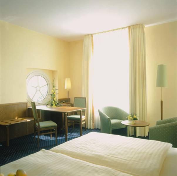 Double or Twin Room photo 2