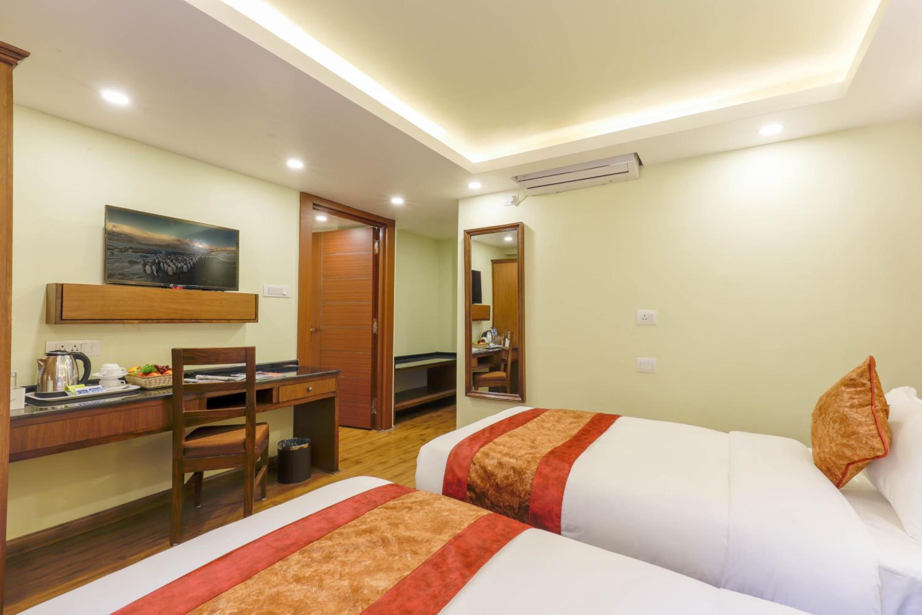Deluxe Family Room - Free Airport Pickup - Photo 8