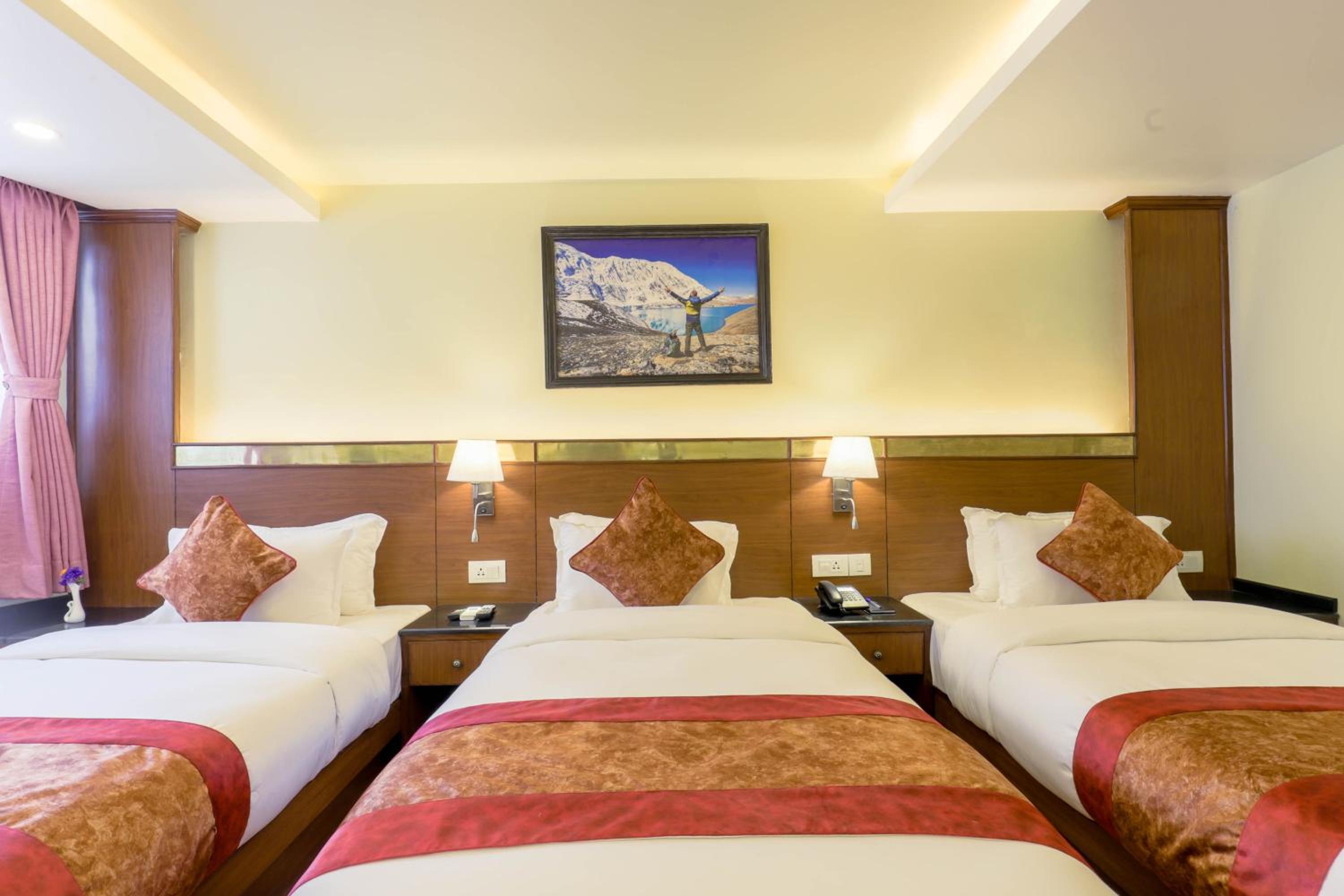 Deluxe Triple Room - Free Airport Pickup - Photo 9