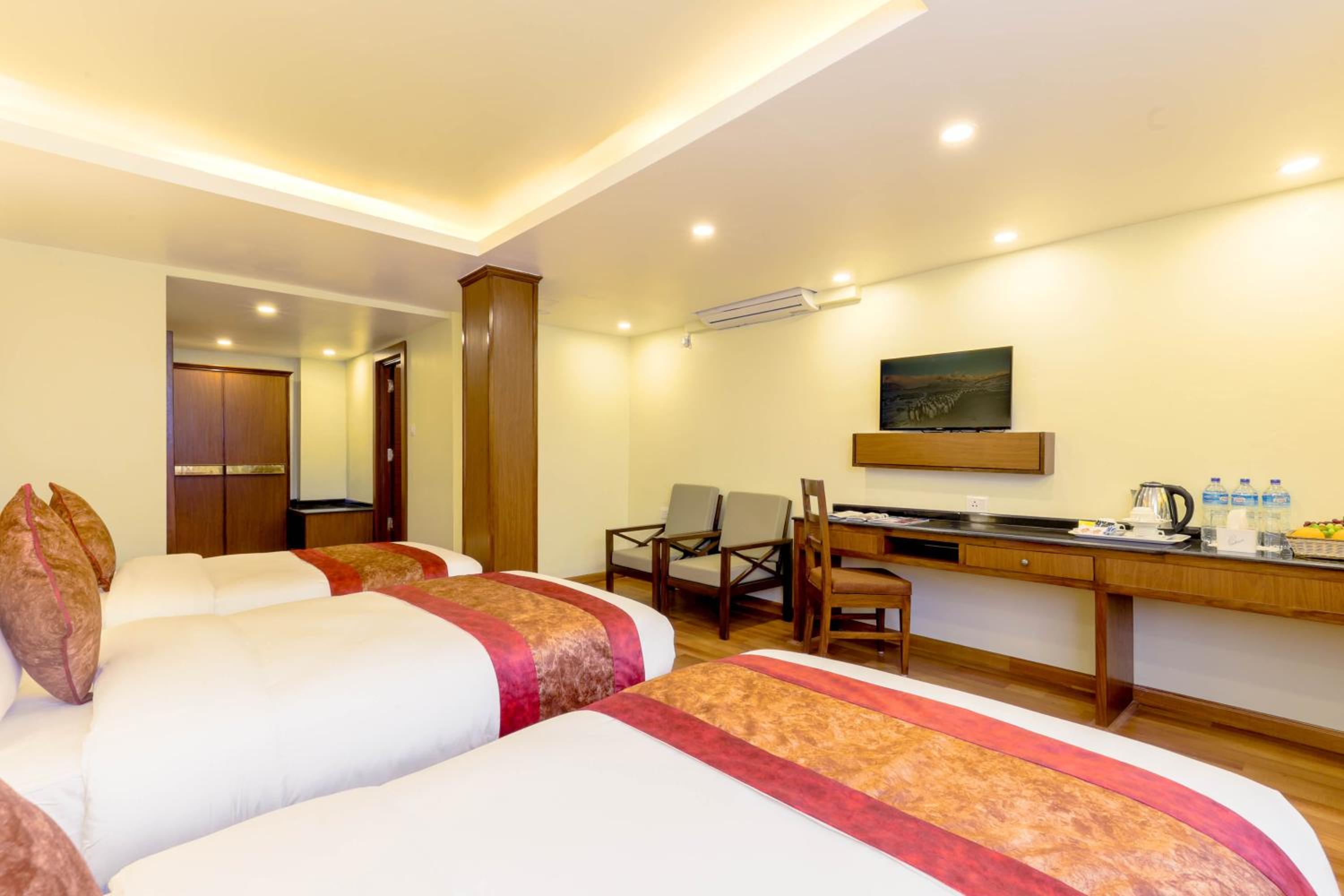 Deluxe Triple Room - Free Airport Pickup - Photo 11