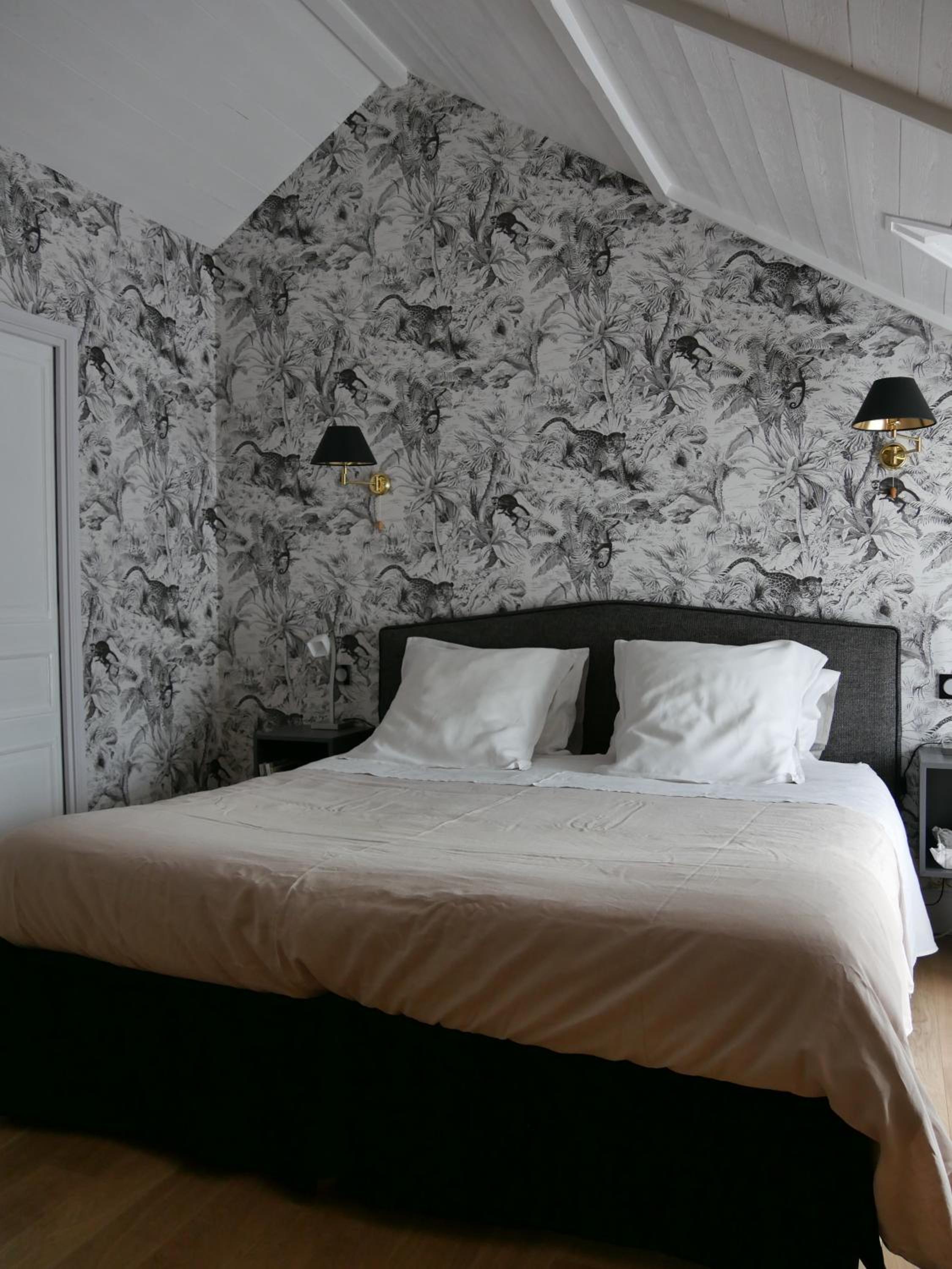 Large Double or Twin Room photo 3