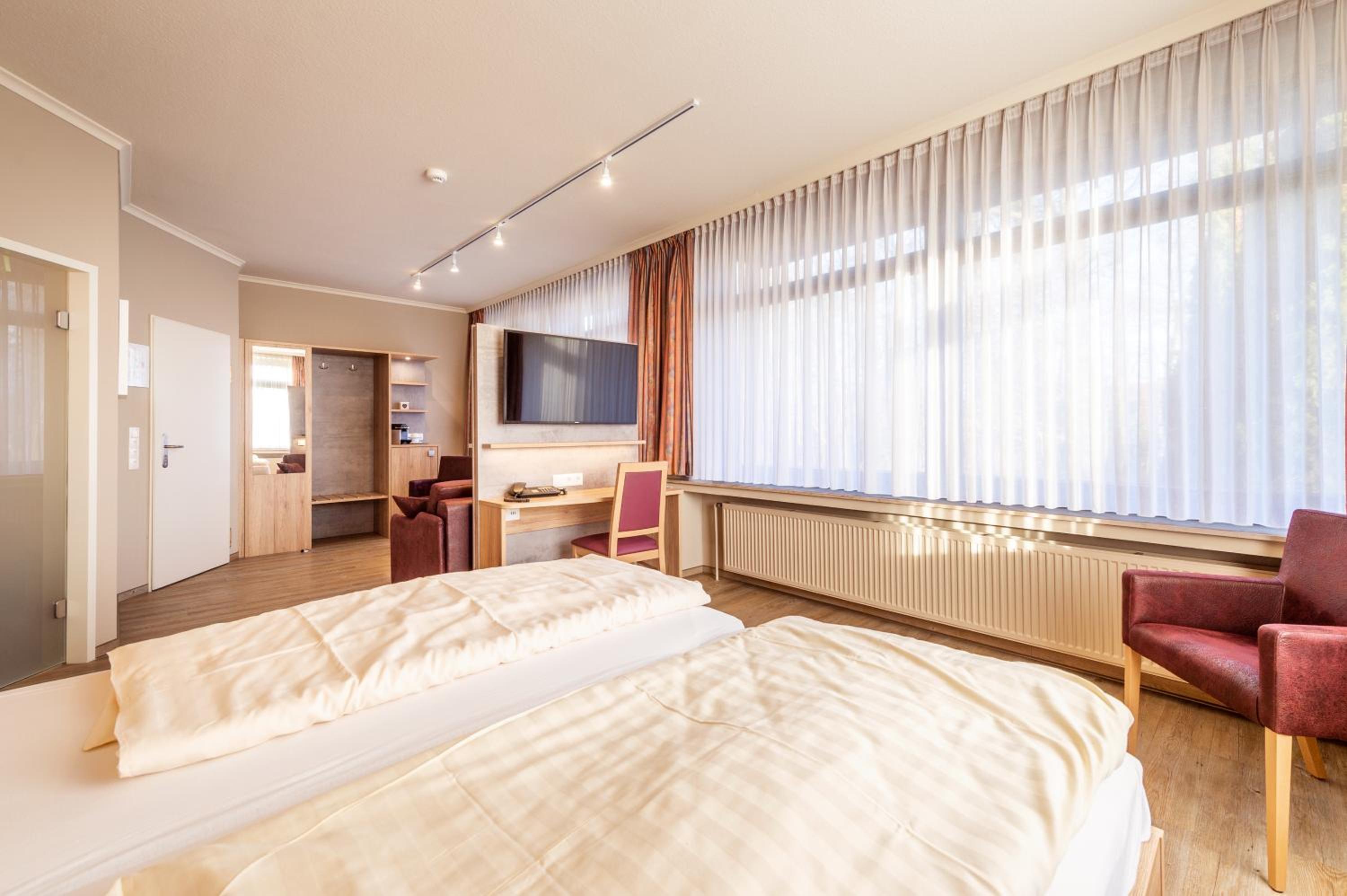 Budget Double Room photo 2
