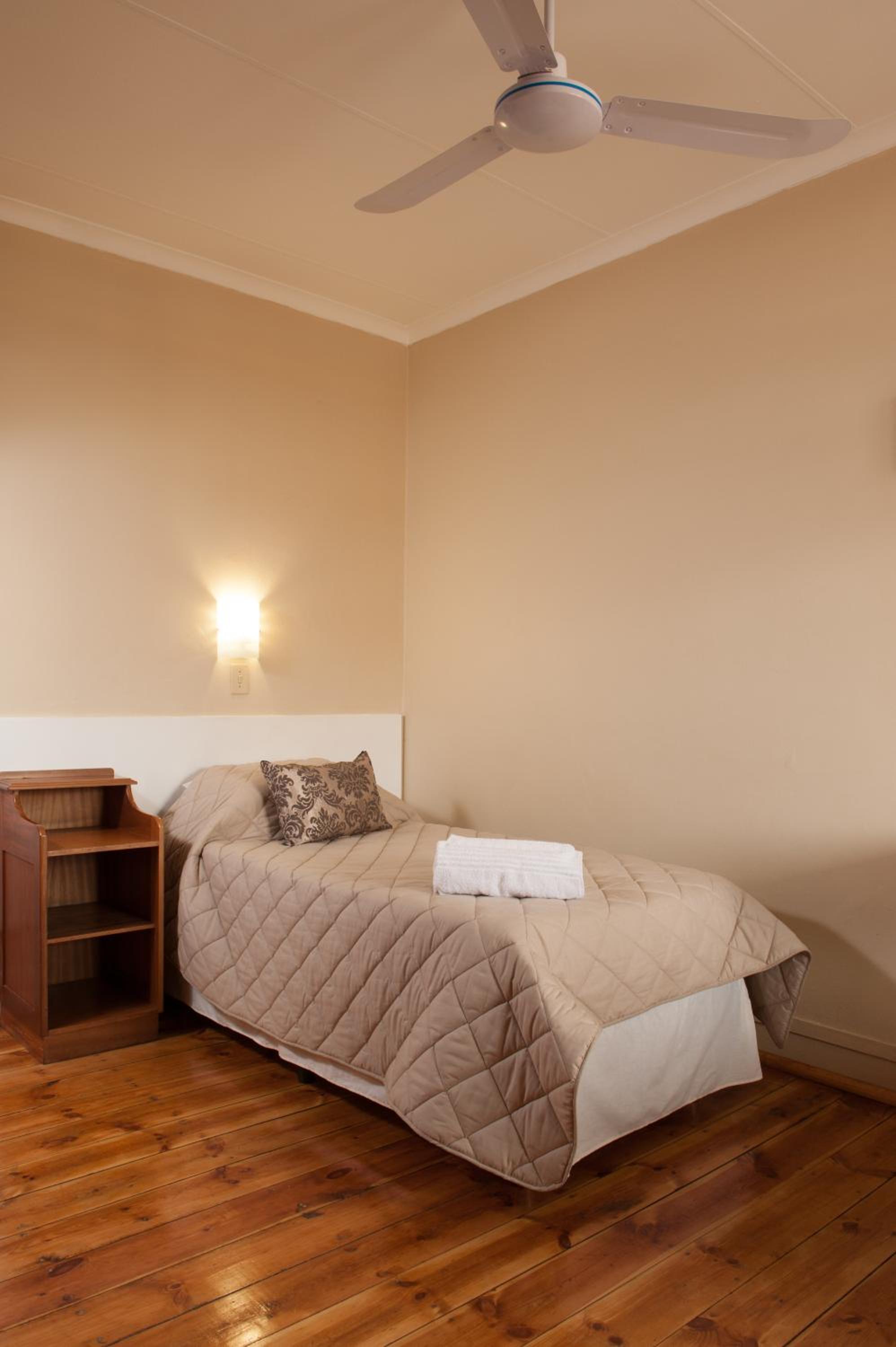 Single Room photo 3