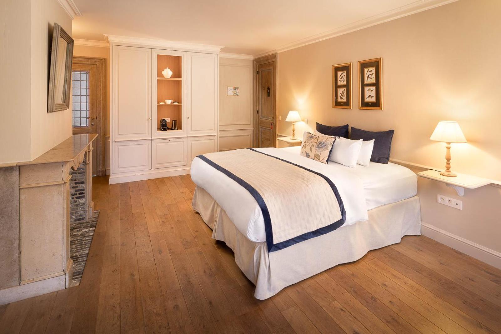 Royal Executive Room with Canal View