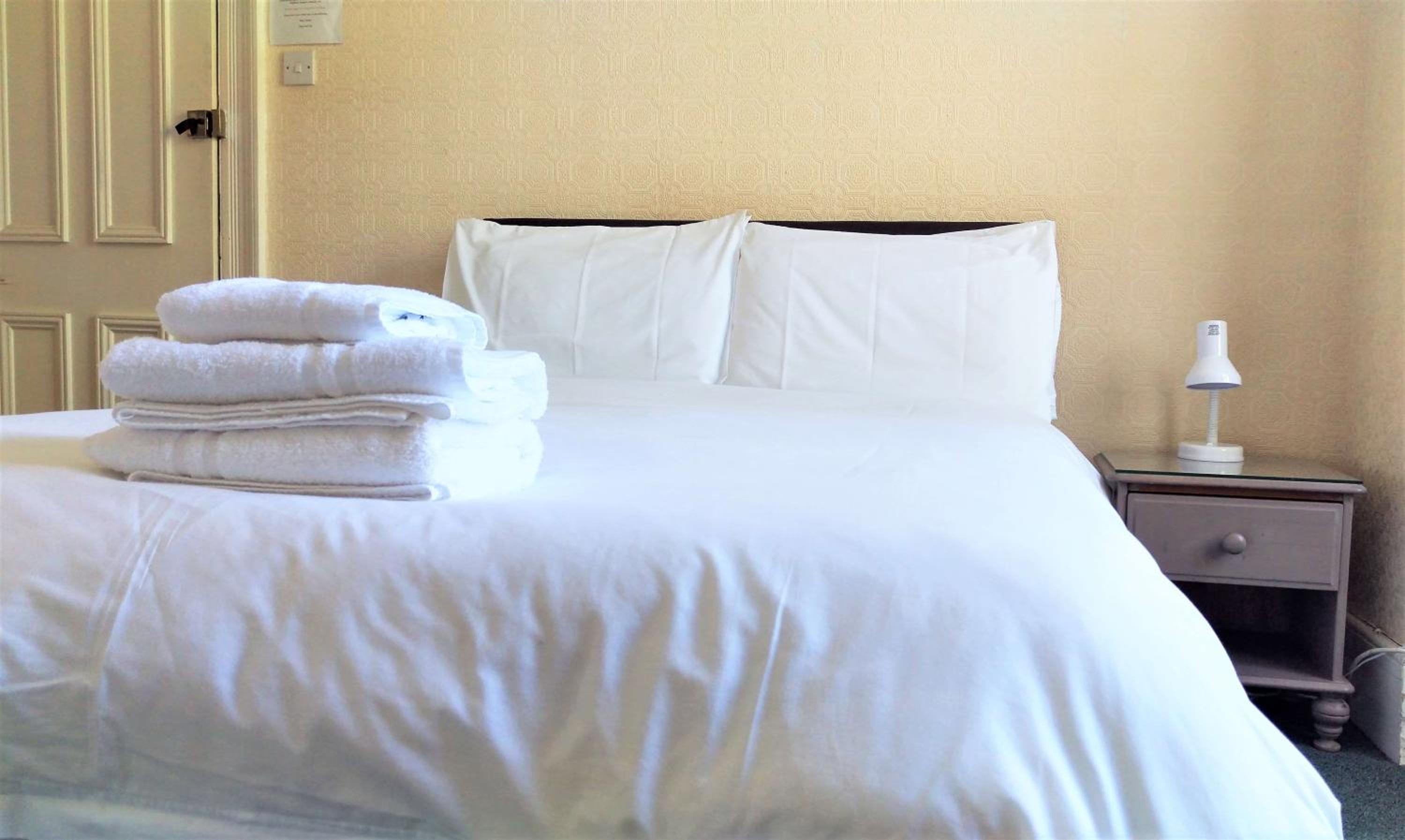 Double Room - Photo 2
