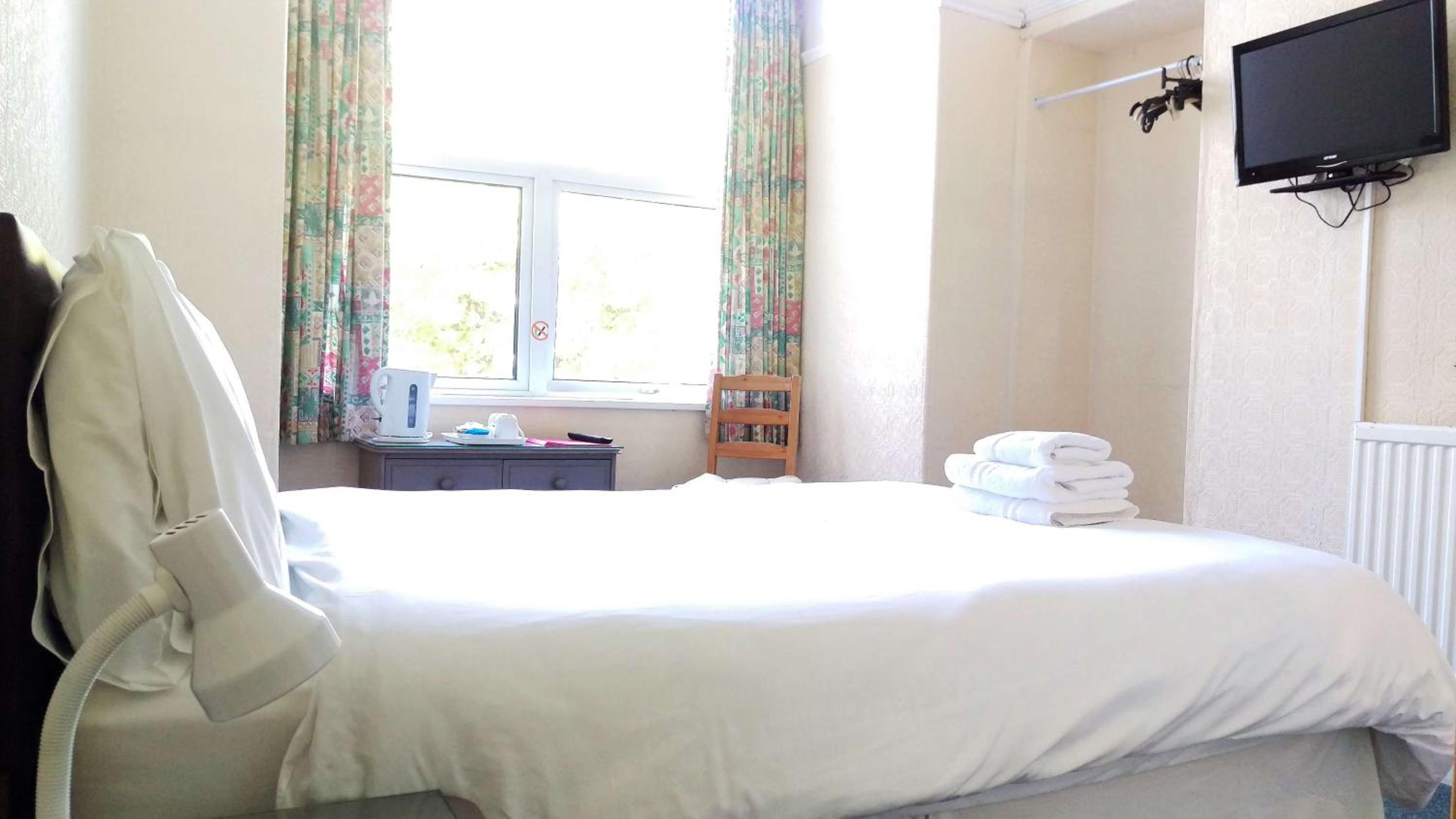 Double Room - Photo 4