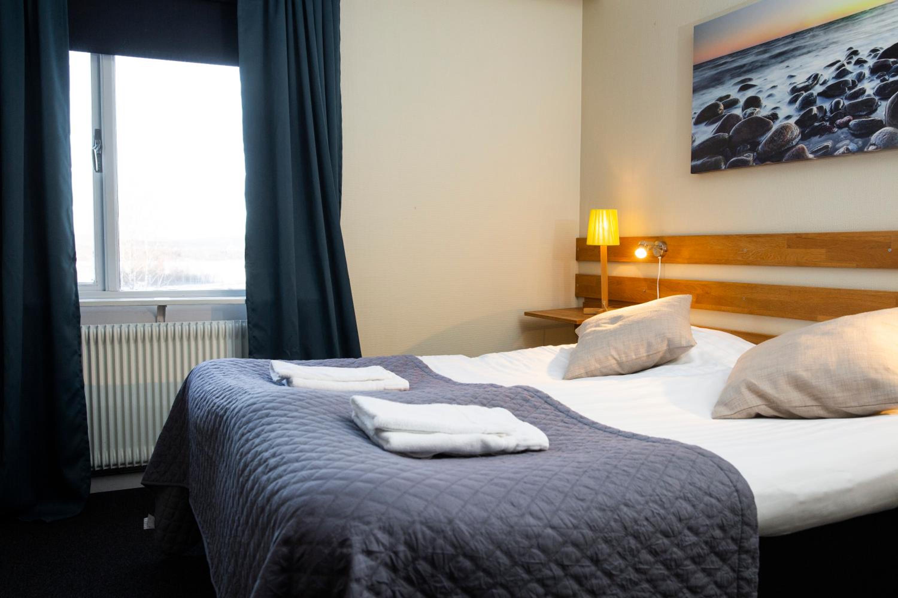 Standard Twin Room - Photo 1