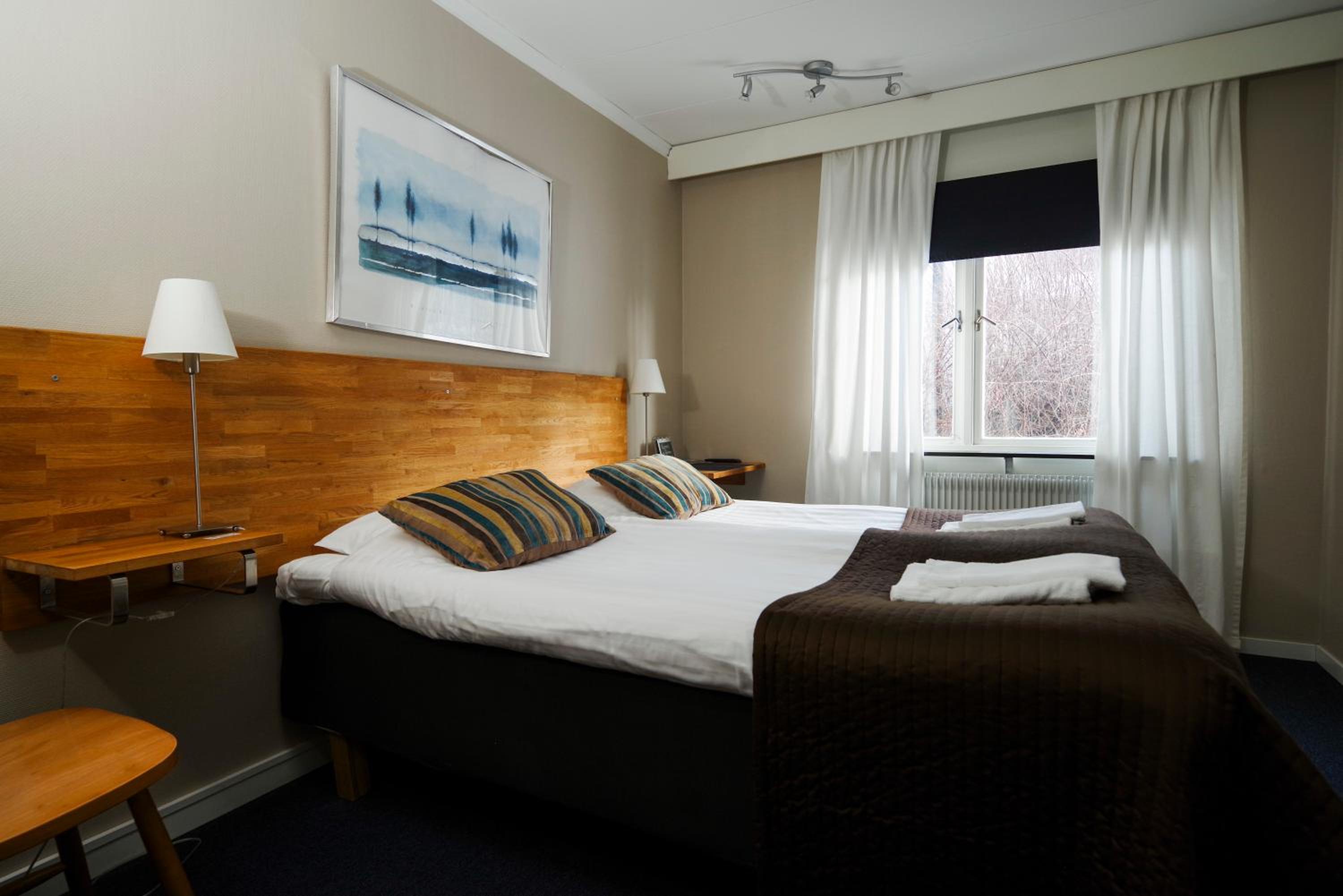 Twin Room with Private Toilet - Photo 1