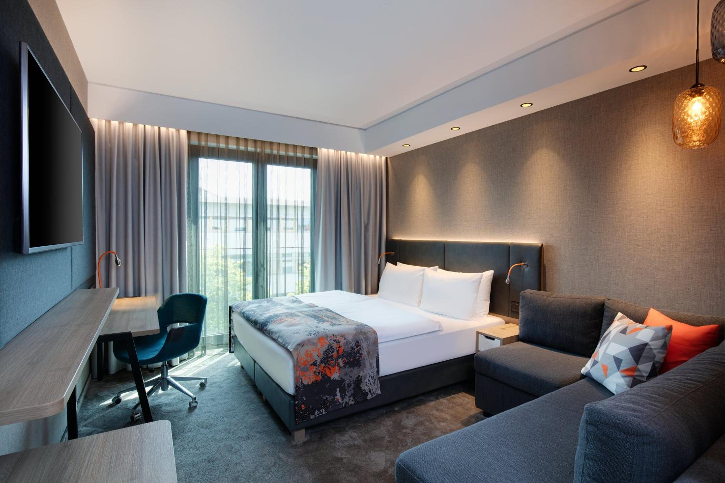 Standard Queen Room - Photo 1