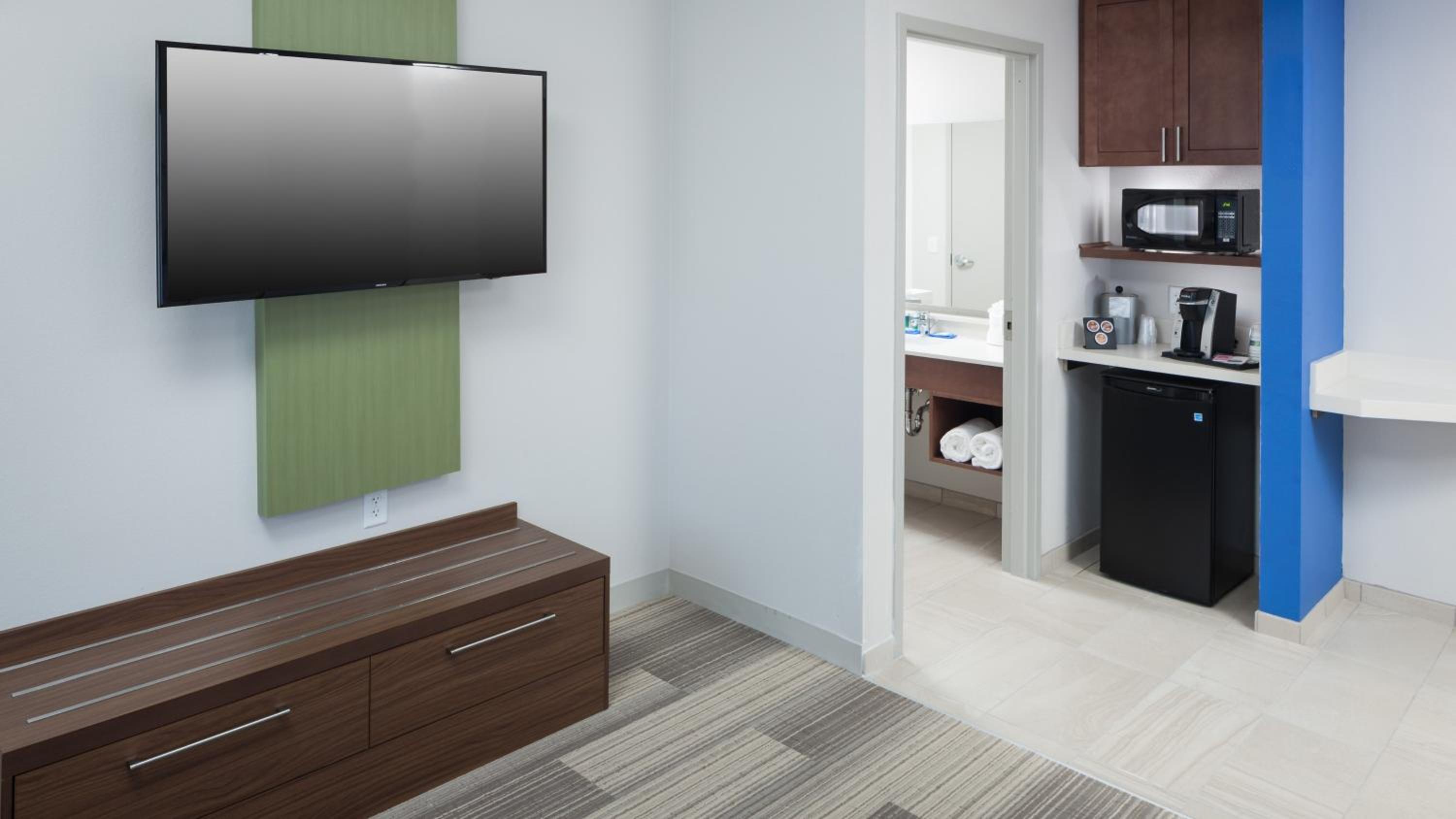 King Suite - Photo 5