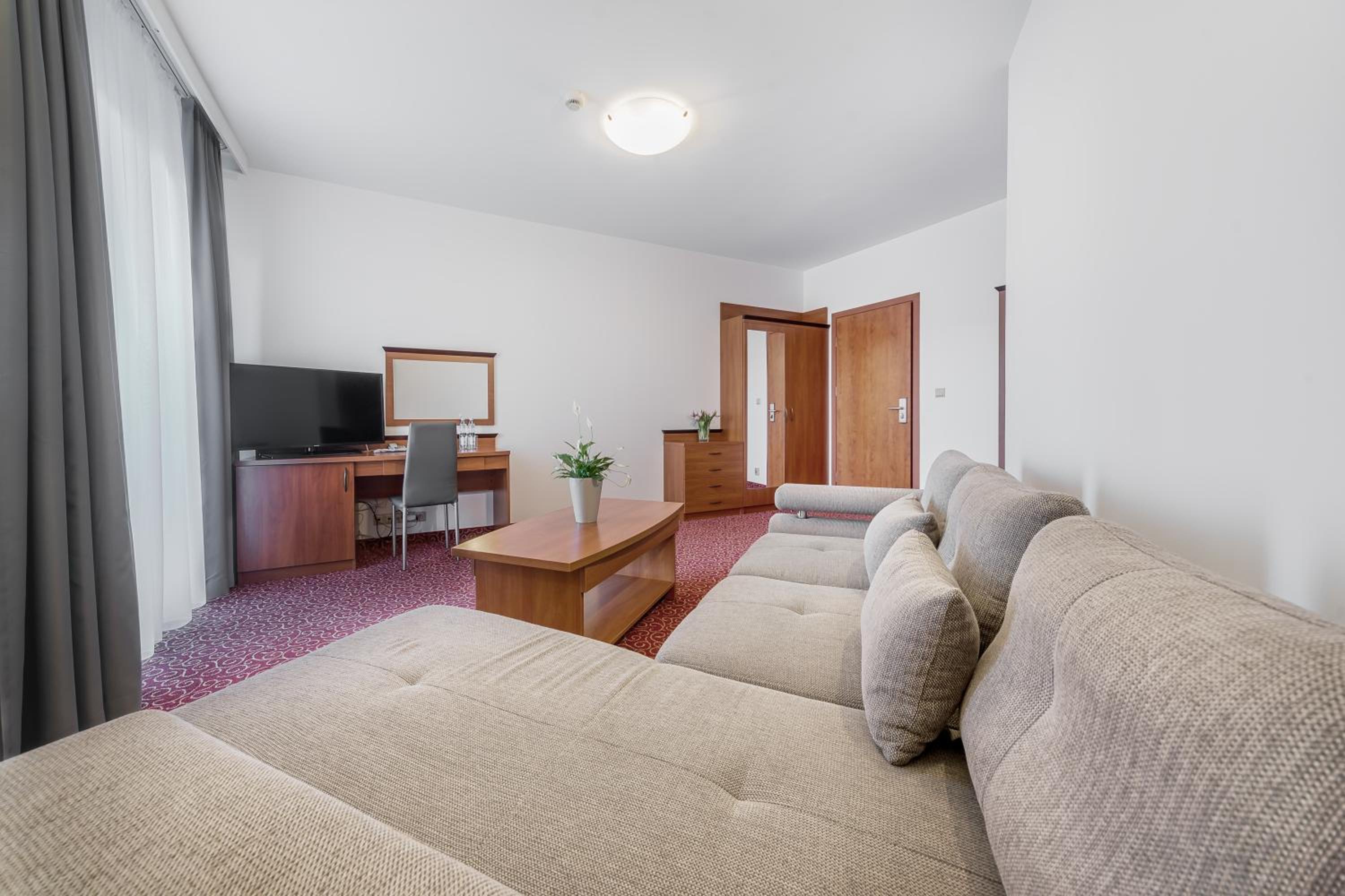 Apartment - Photo 3