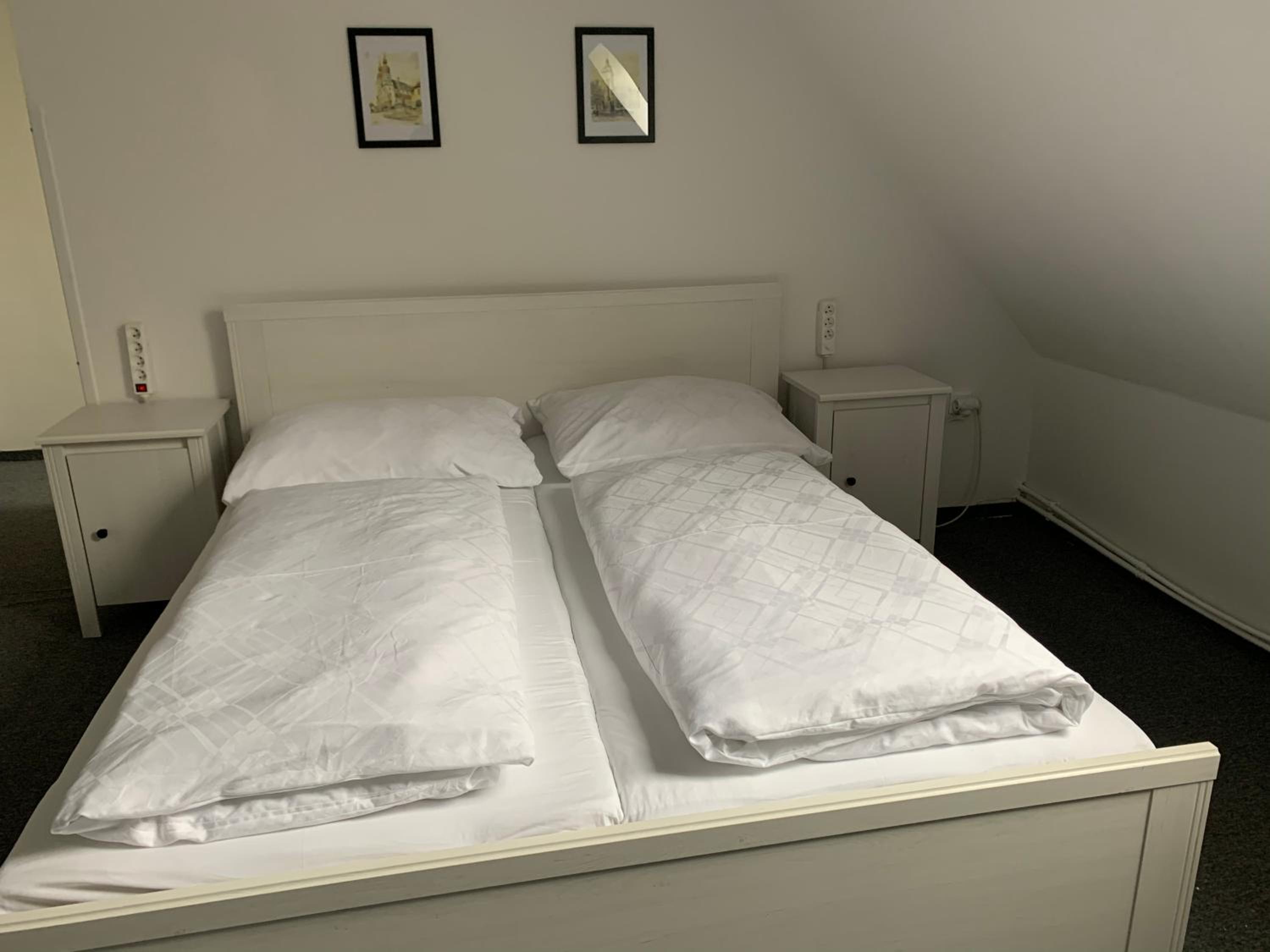 Standard Double Room - Photo 6