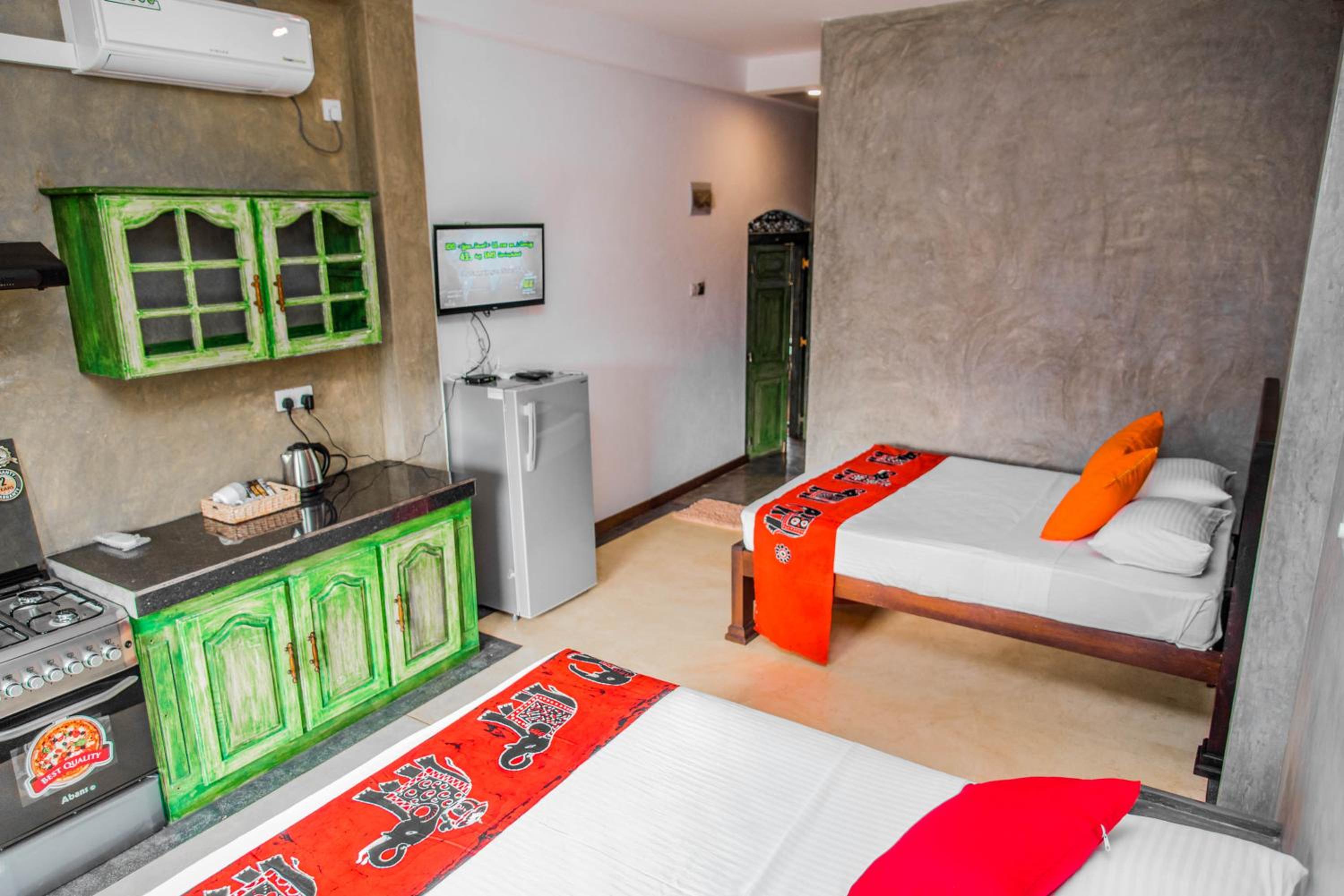 Deluxe Family Room with Canal View