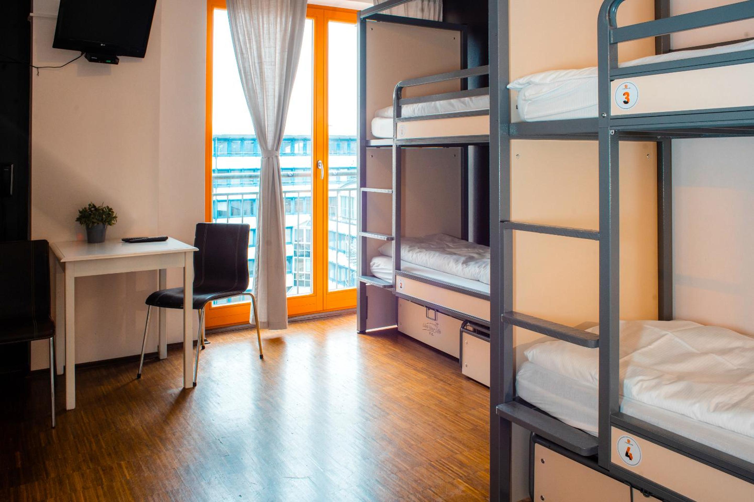Bed in 12-Bed Mixed Dormitory Room
