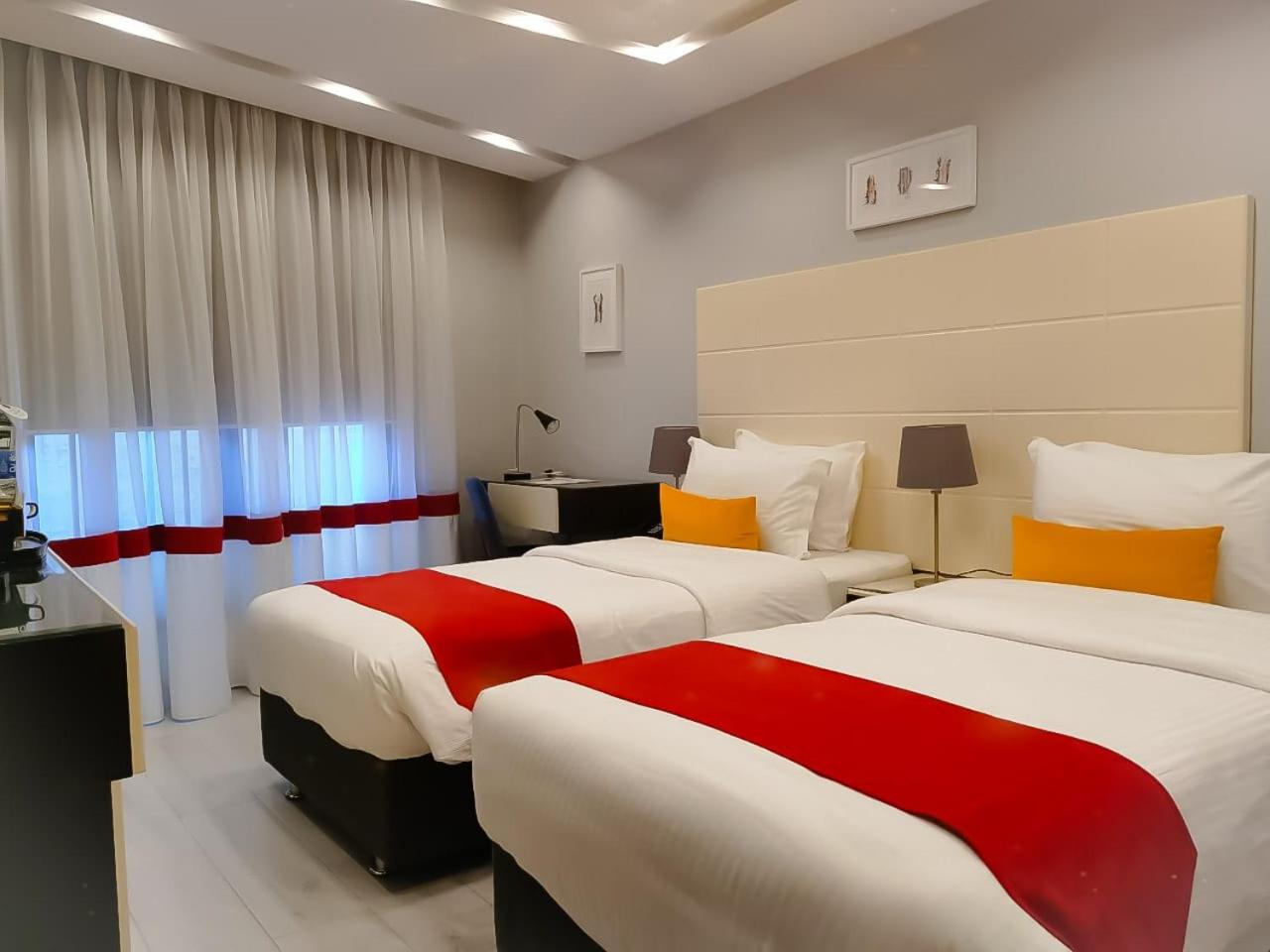 Standard Double or Twin Room - Photo 1